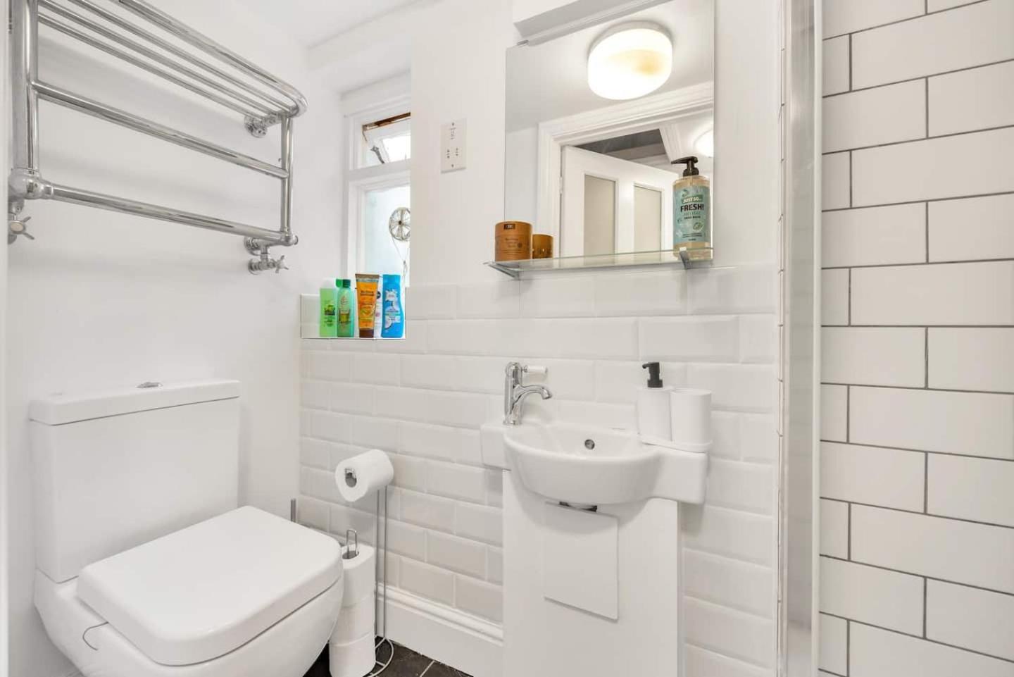 Apartamento 3 Bedroom 2 Bathroom Victorian Flat In Kensington