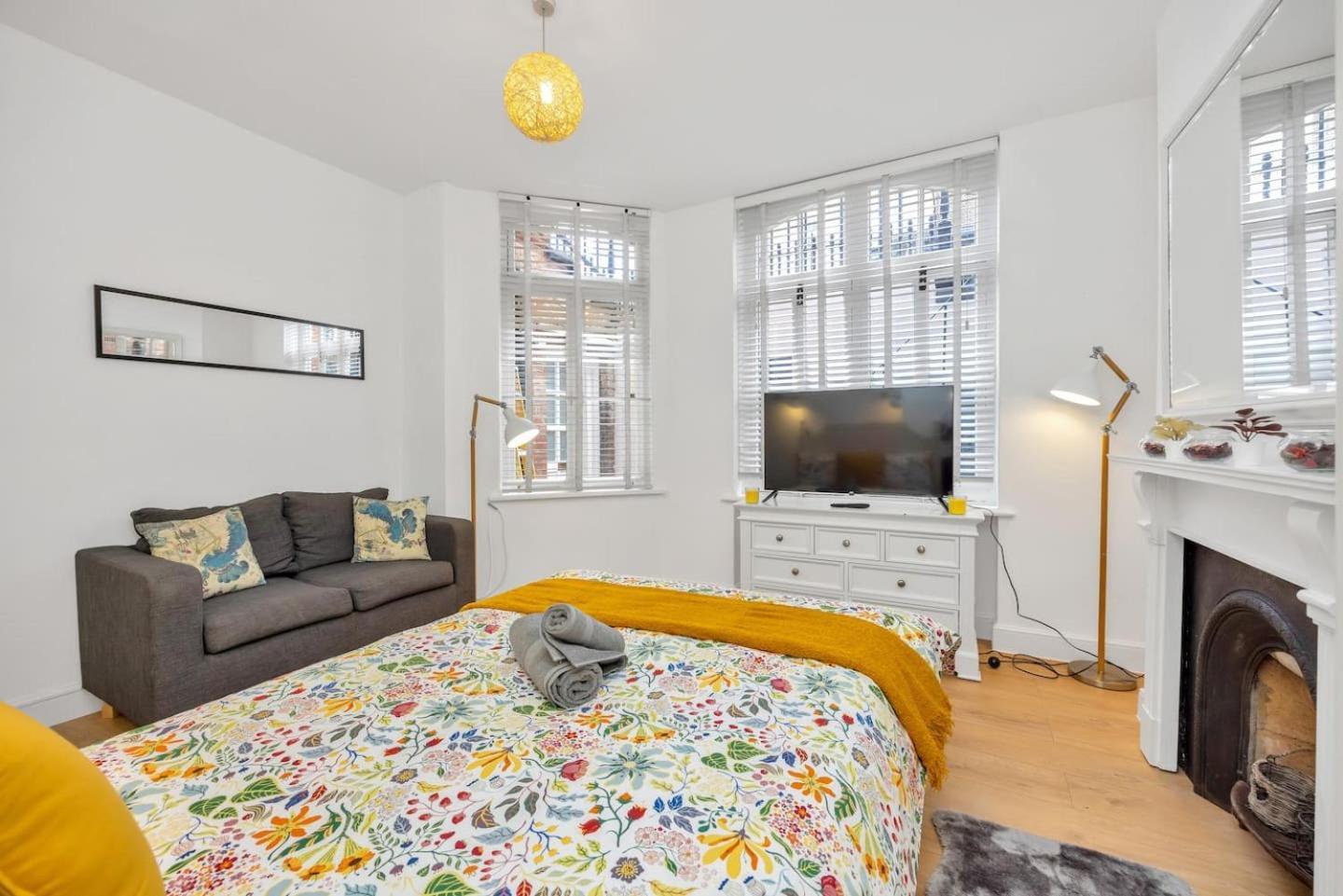 3 Bedroom 2 Bathroom Victorian Flat In Kensington Apartamento *