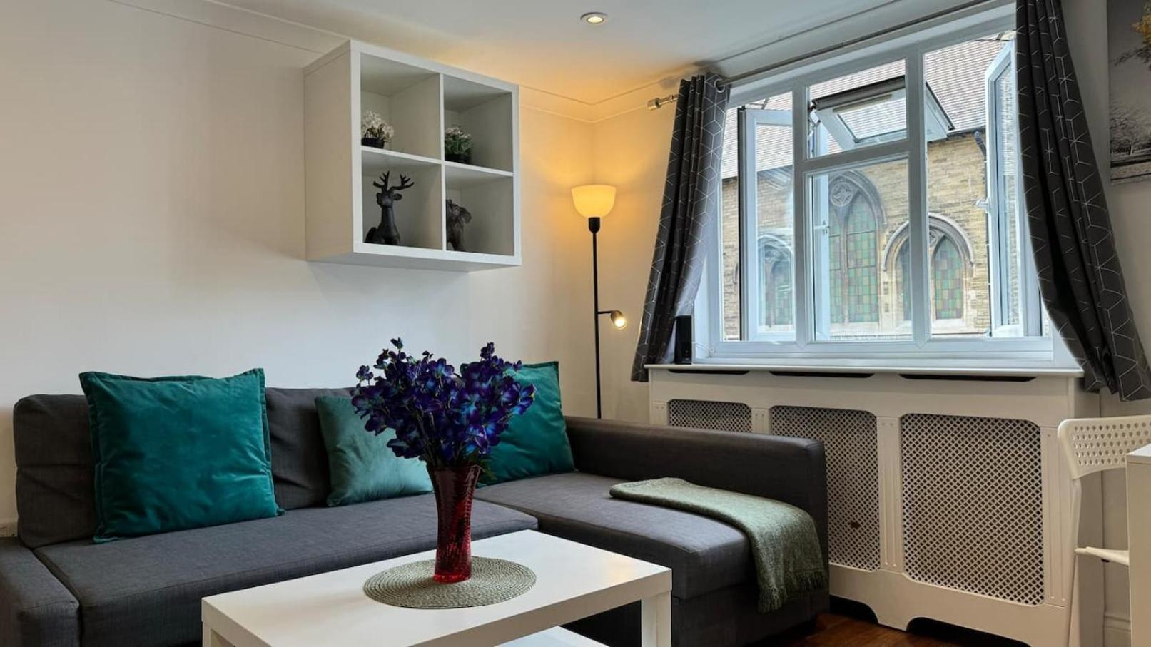 1 Bedroom Comfortable Flat In Kensington Londres