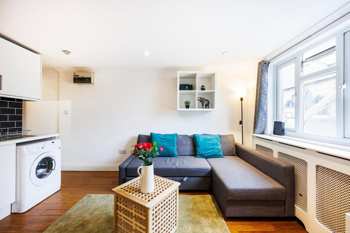 1 Bedroom Comfortable Flat In Kensington Appartement *