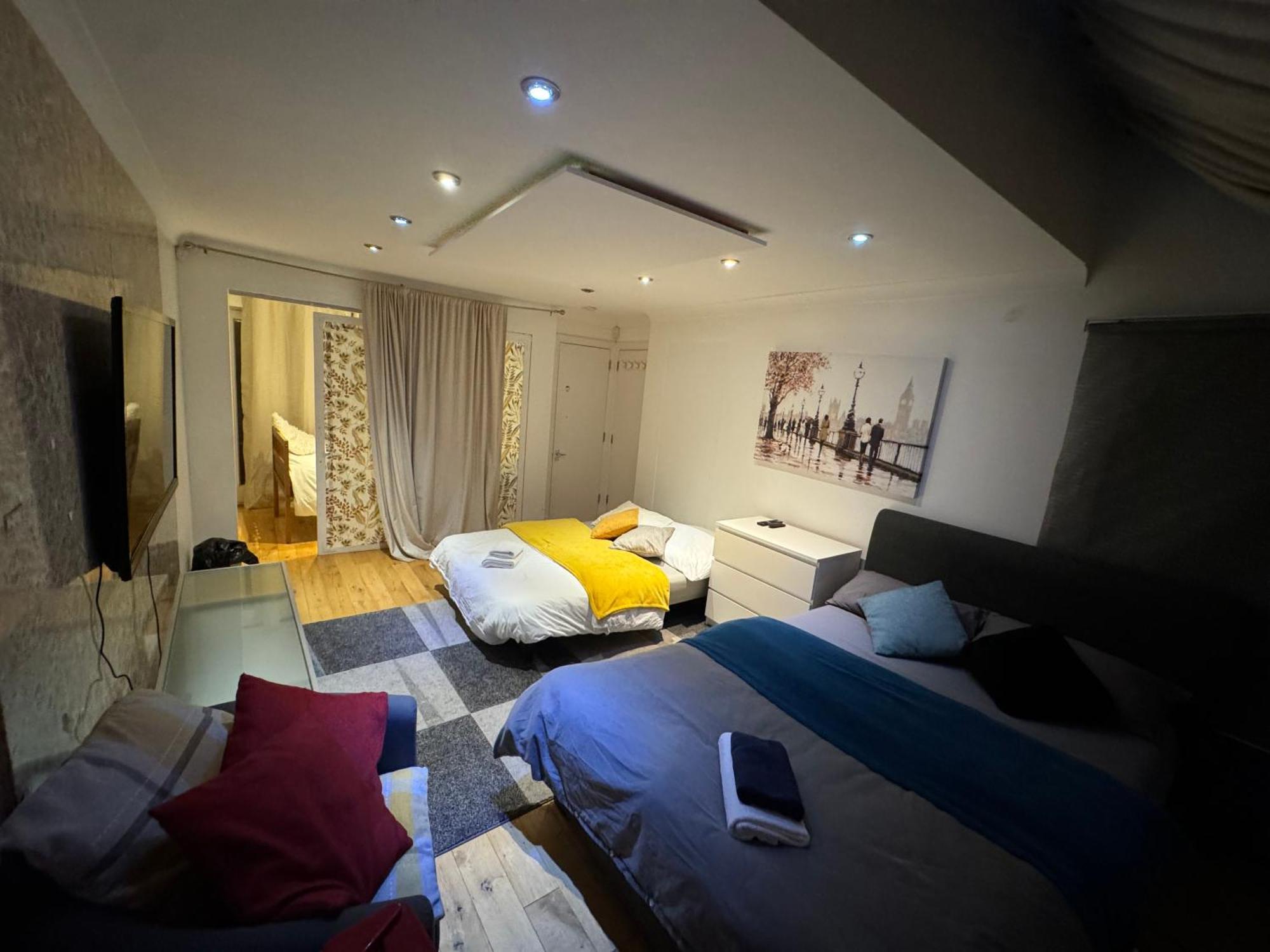 Cozy Rooms Near Central London Londres