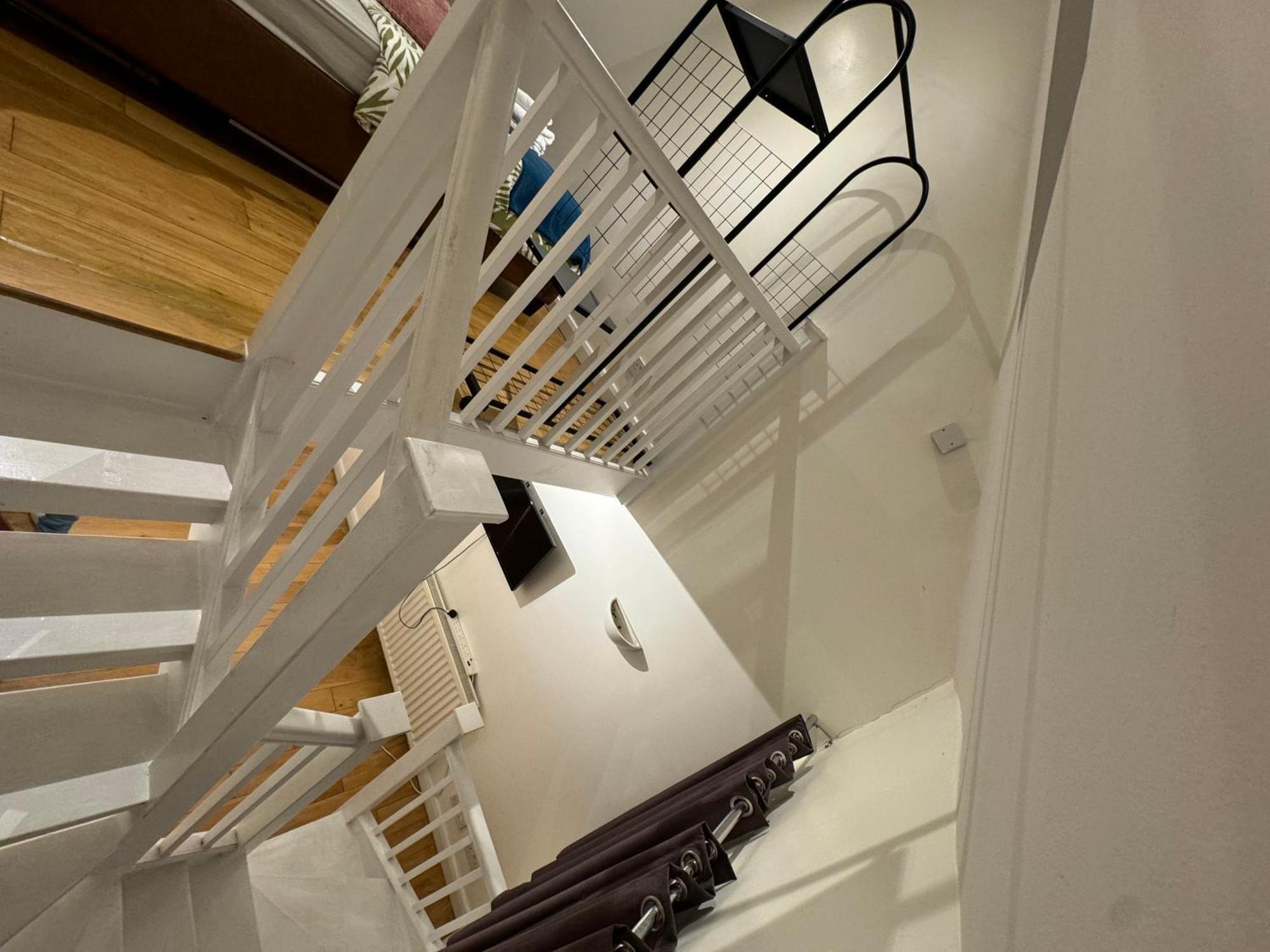 Cozy Rooms Near Central London Londres