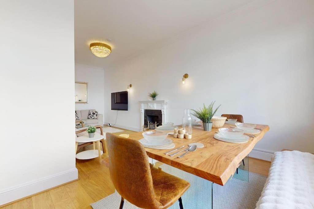Holiday home Prime Location Prince's Gate Mews 4bd 3 Bath *