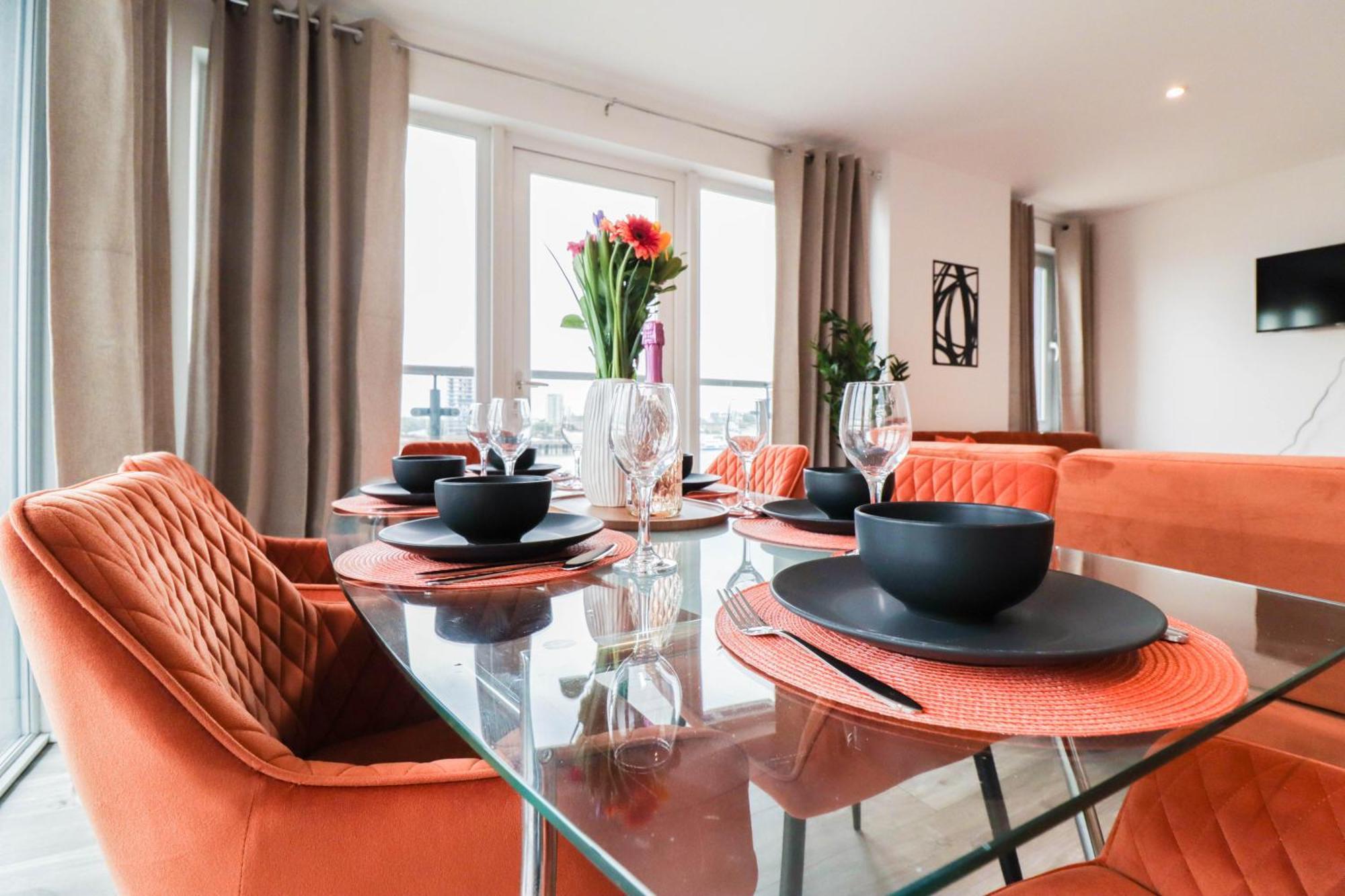 Stunning 2 Bedroom Riverside * Londres