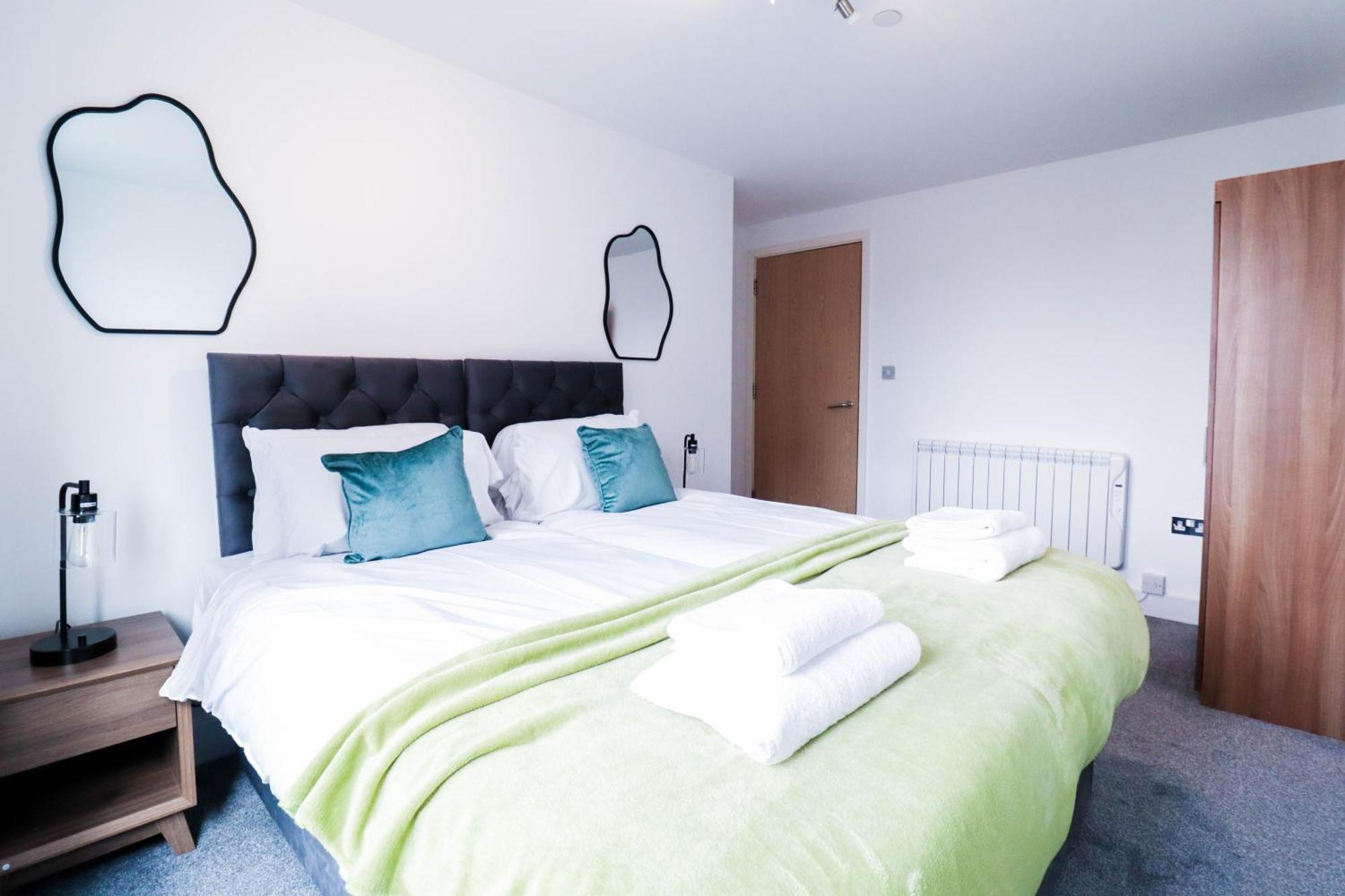 Apartamento Stunning 2 Bedroom Riverside Londres