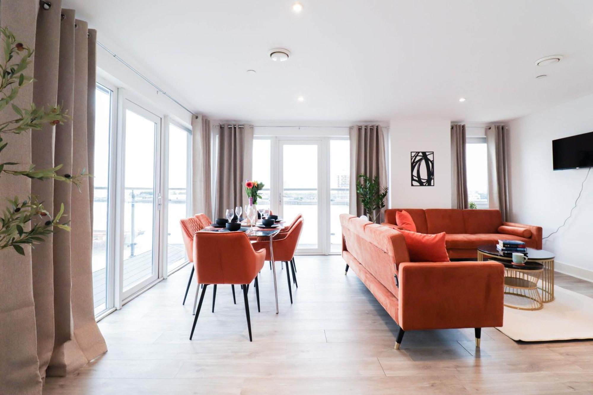 Stunning 2 Bedroom Riverside Londres