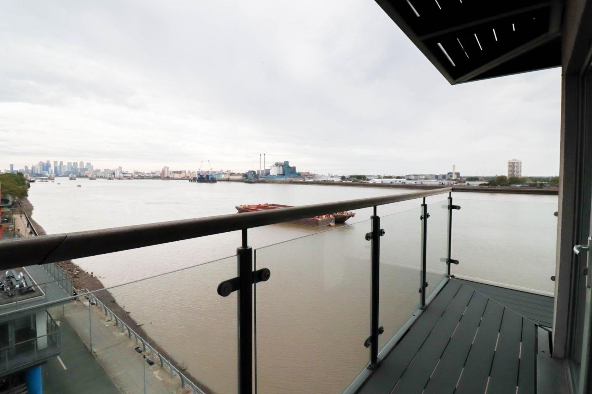 Apartamento Stunning 2 Bedroom Riverside