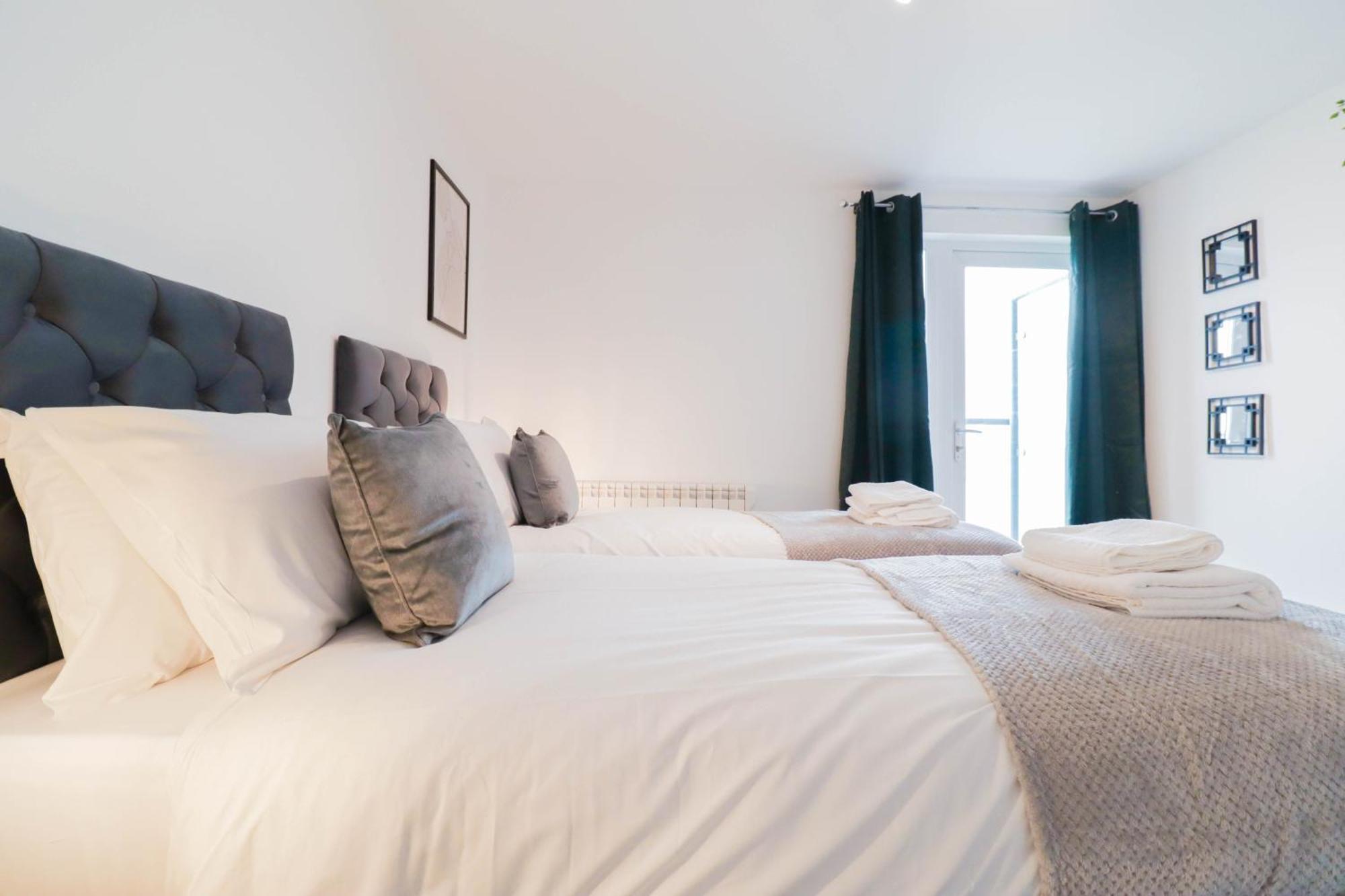 Stunning 2 Bedroom Riverside Londres