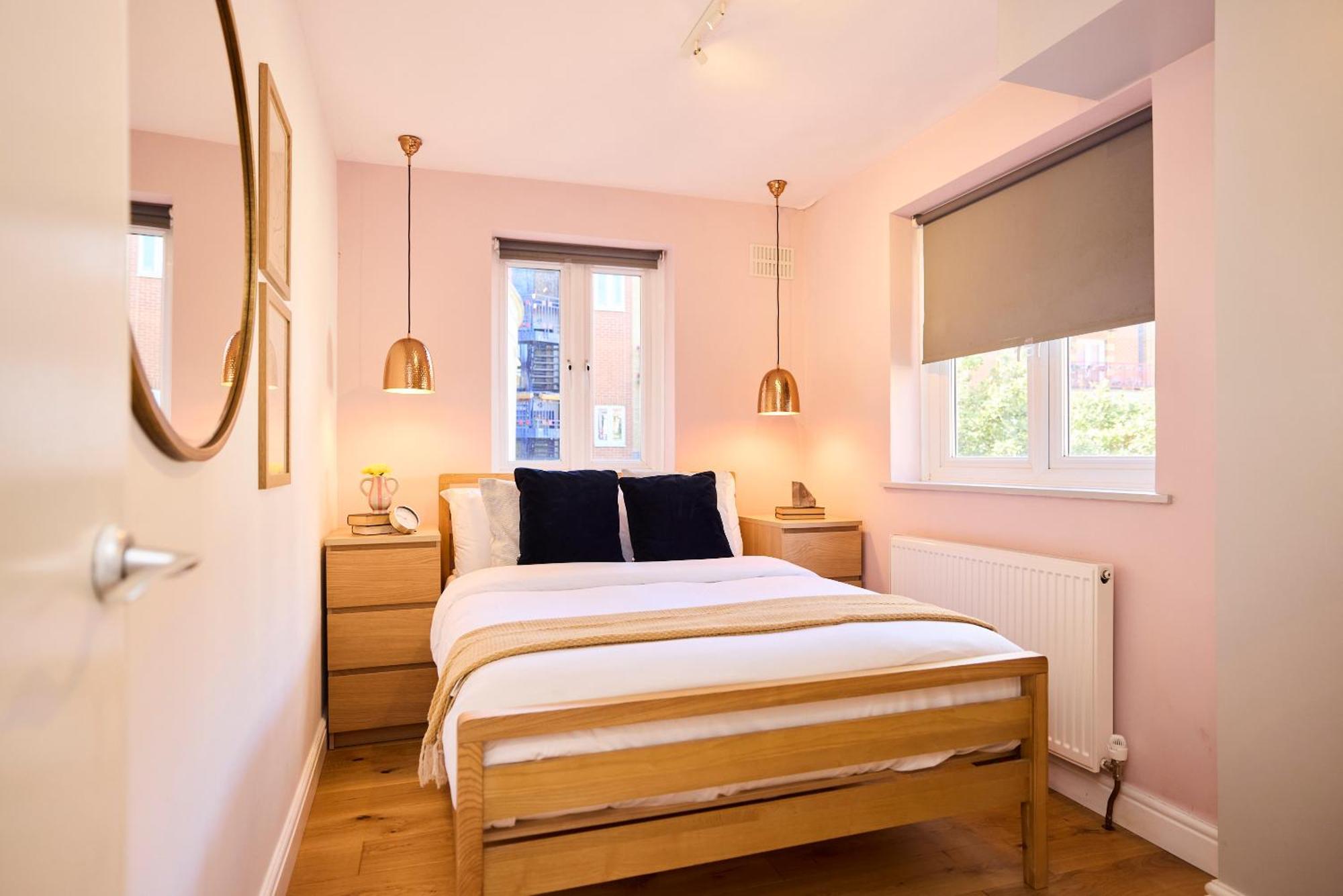 The Brunswick Retreat - Warm 3bdr Flat With Balcony