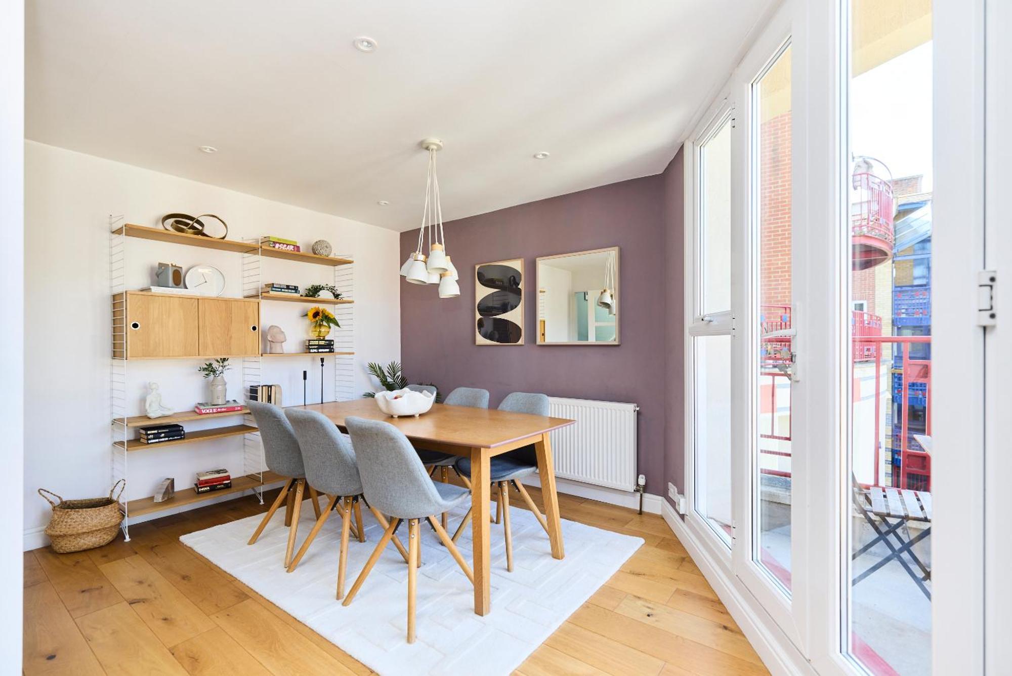 The Brunswick Retreat - Warm 3bdr Flat With Balcony Appartement Londen