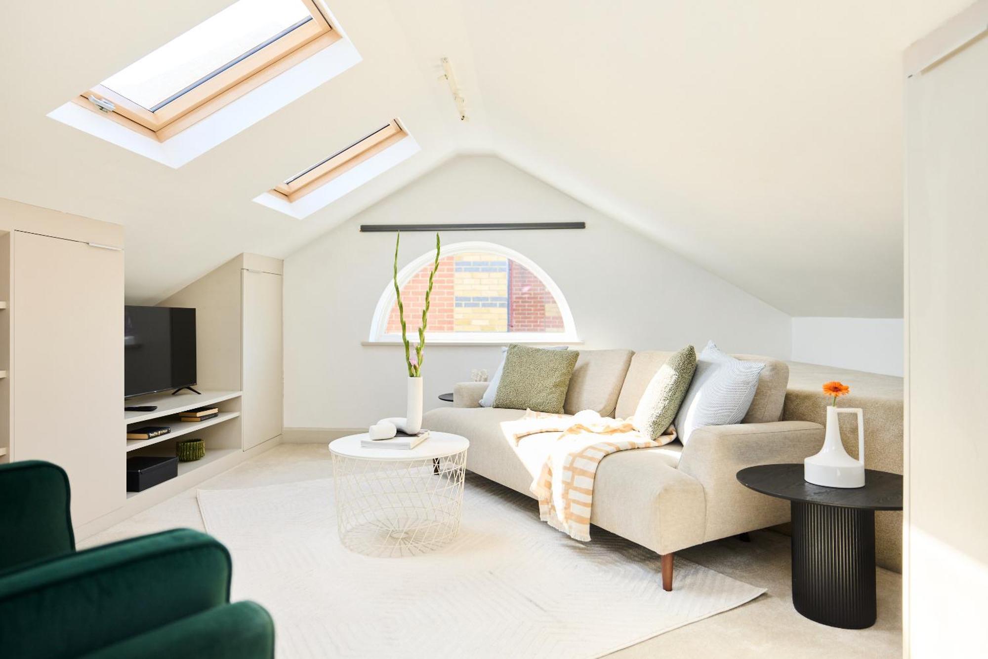 The Brunswick Retreat - Warm 3bdr Flat With Balcony * Londen