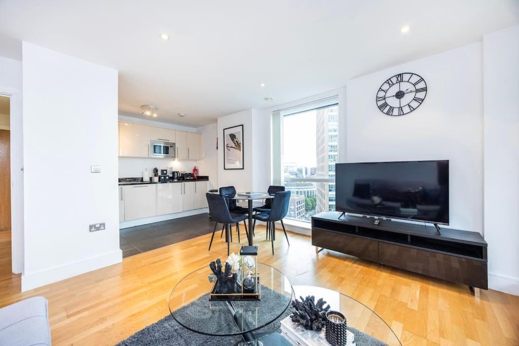 Contemporary 2 Bedroom Flat In Canary Wharf * Londres