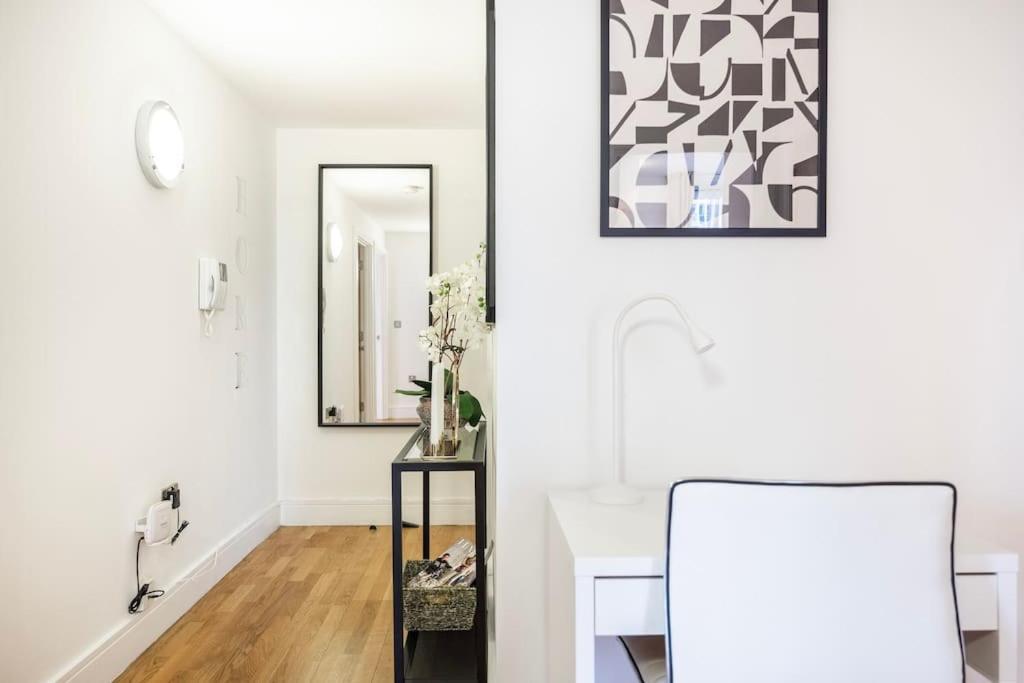 Apartamento Contemporary 2 Bedroom Flat In Canary Wharf Londres