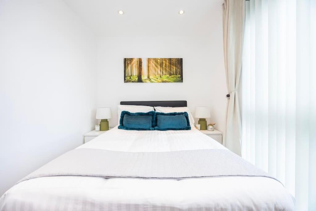 Contemporary 2 Bedroom Flat In Canary Wharf * Londres