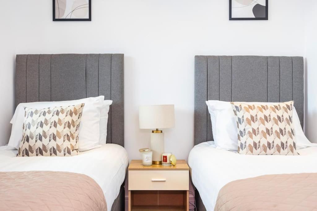 Contemporary 2 Bedroom Flat In Canary Wharf Apartamento