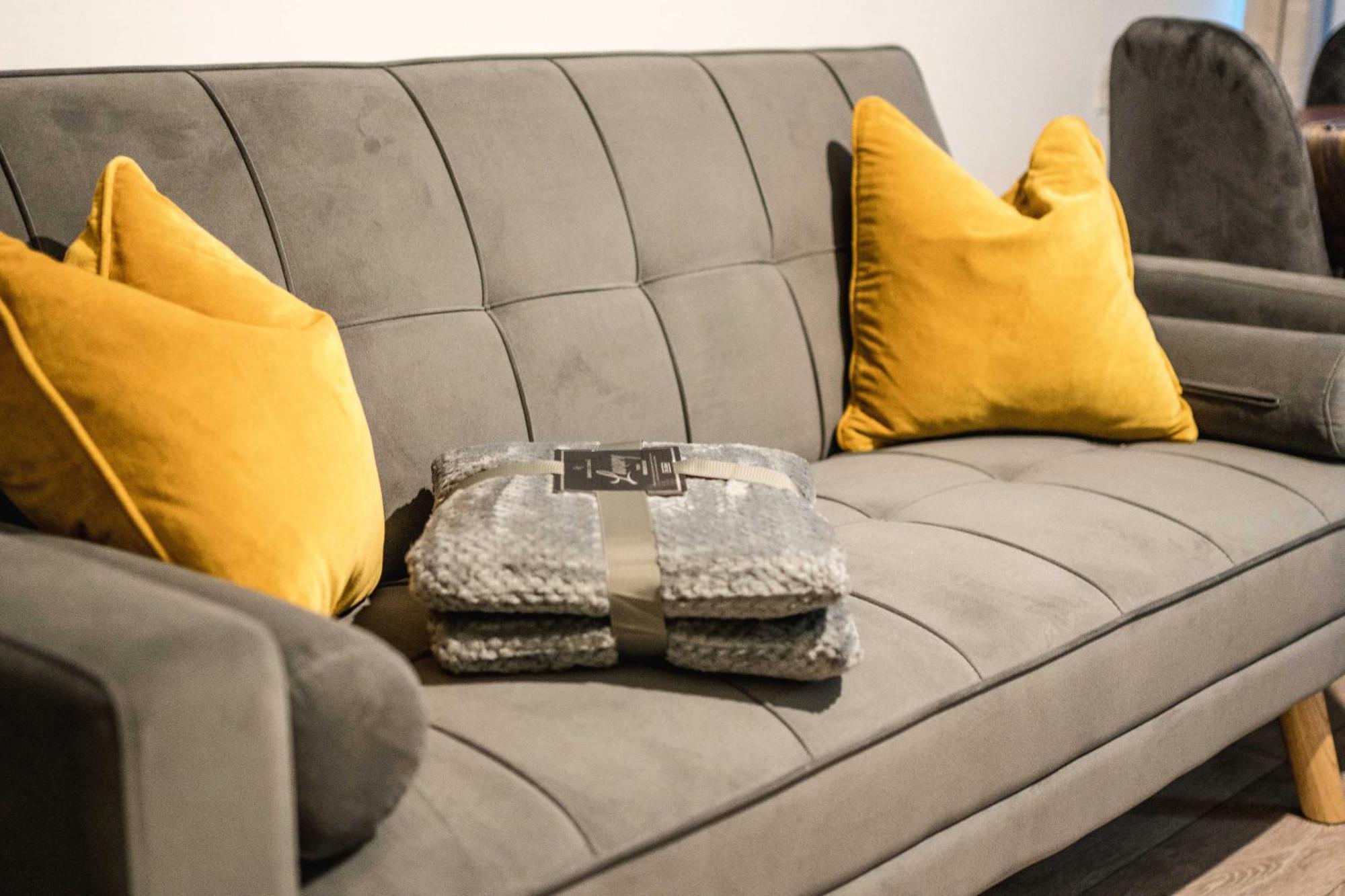 Family-friendly 1-bedroom In Apartment London