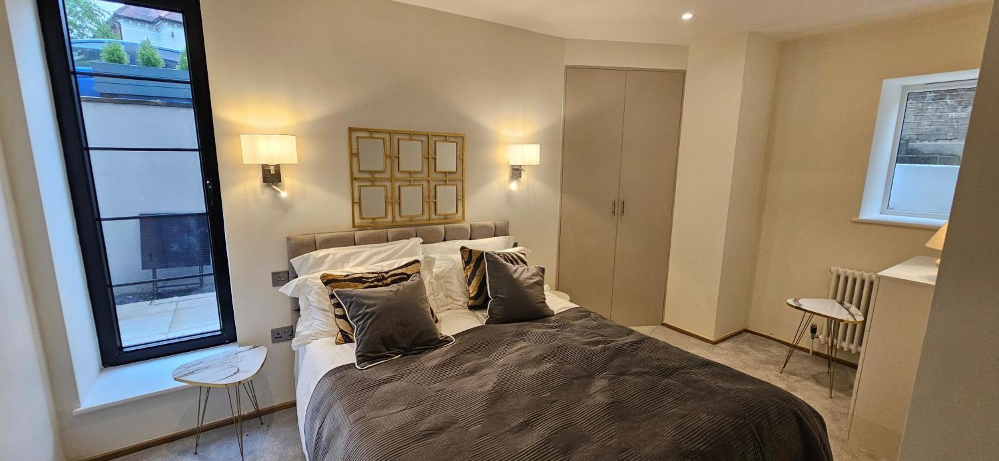Stylish New 2 Bedroom Apartamento Londres