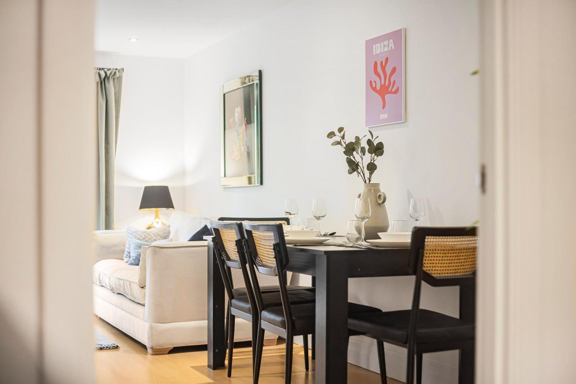 Athera - Hoxton Square 2 Bed, 2 Bath Entire Private