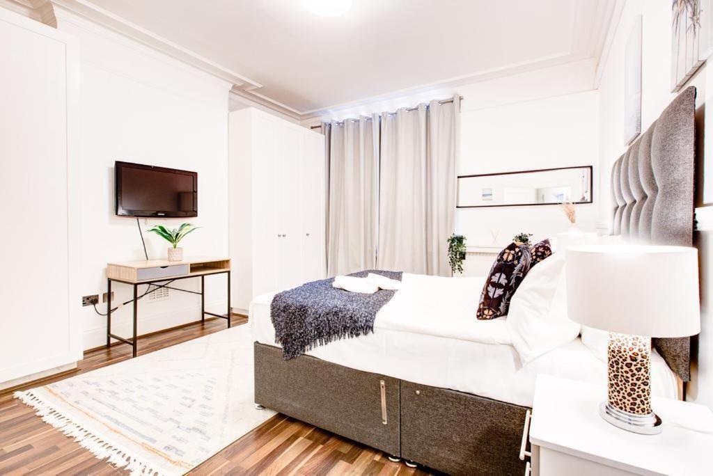 Marble Arch Beautiful Four Bedroom * Londres
