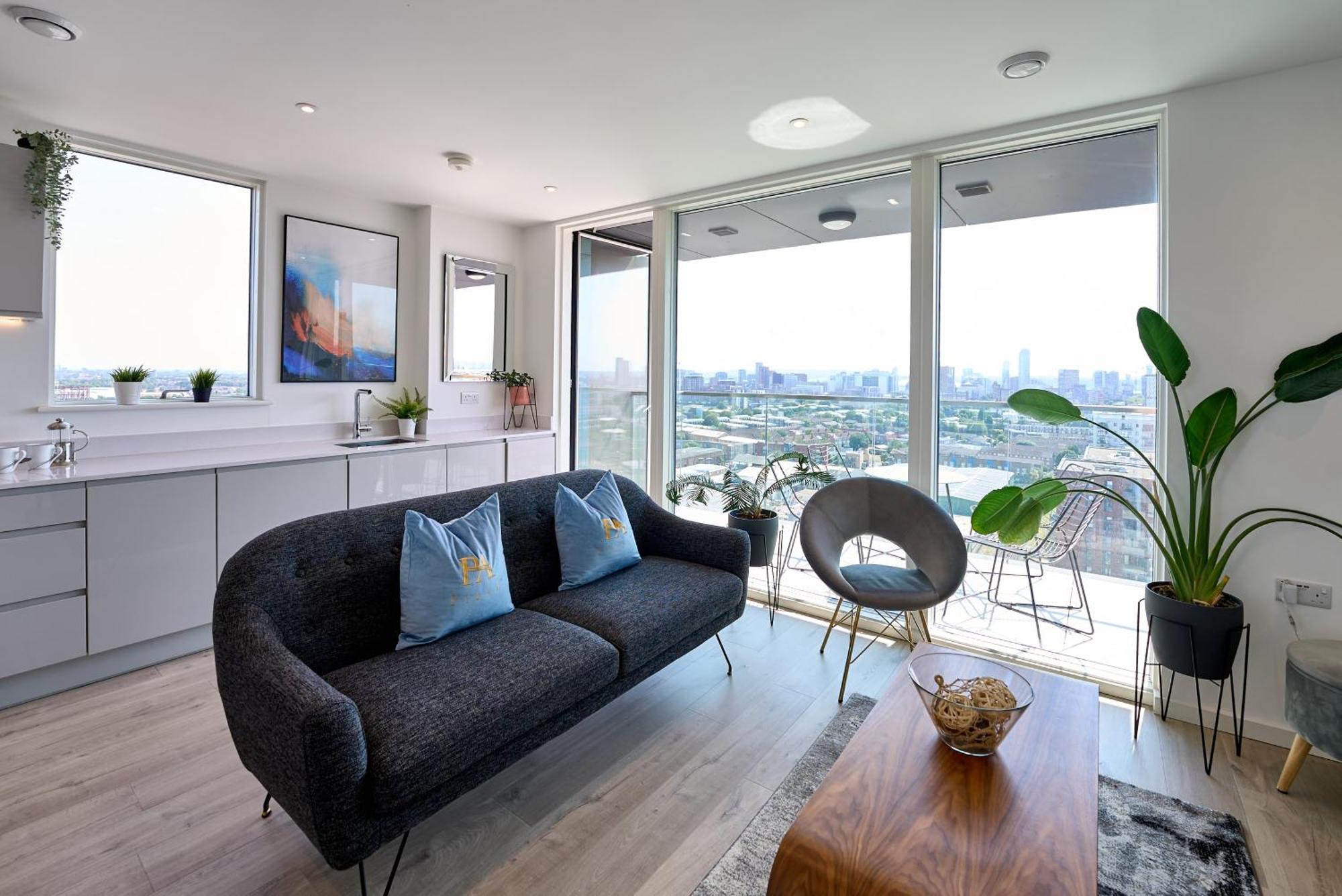 Skyline Views Retreat - Corsican * Londres