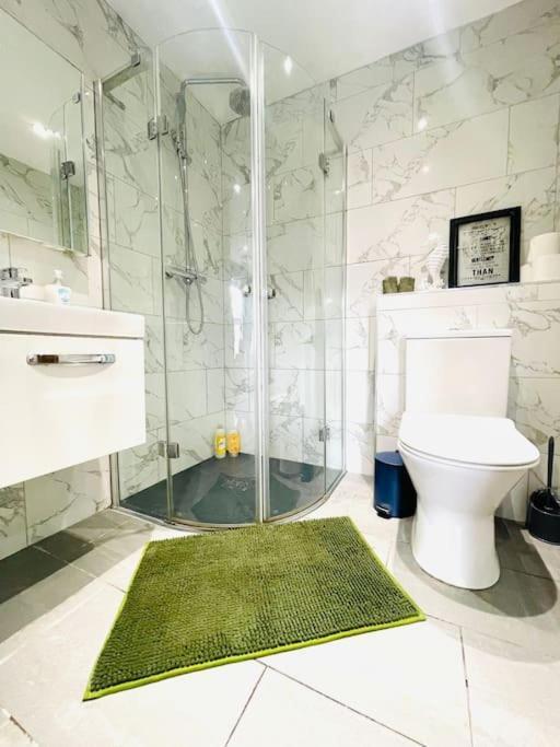 Bright Flat Near To Tower Bridge * Londen