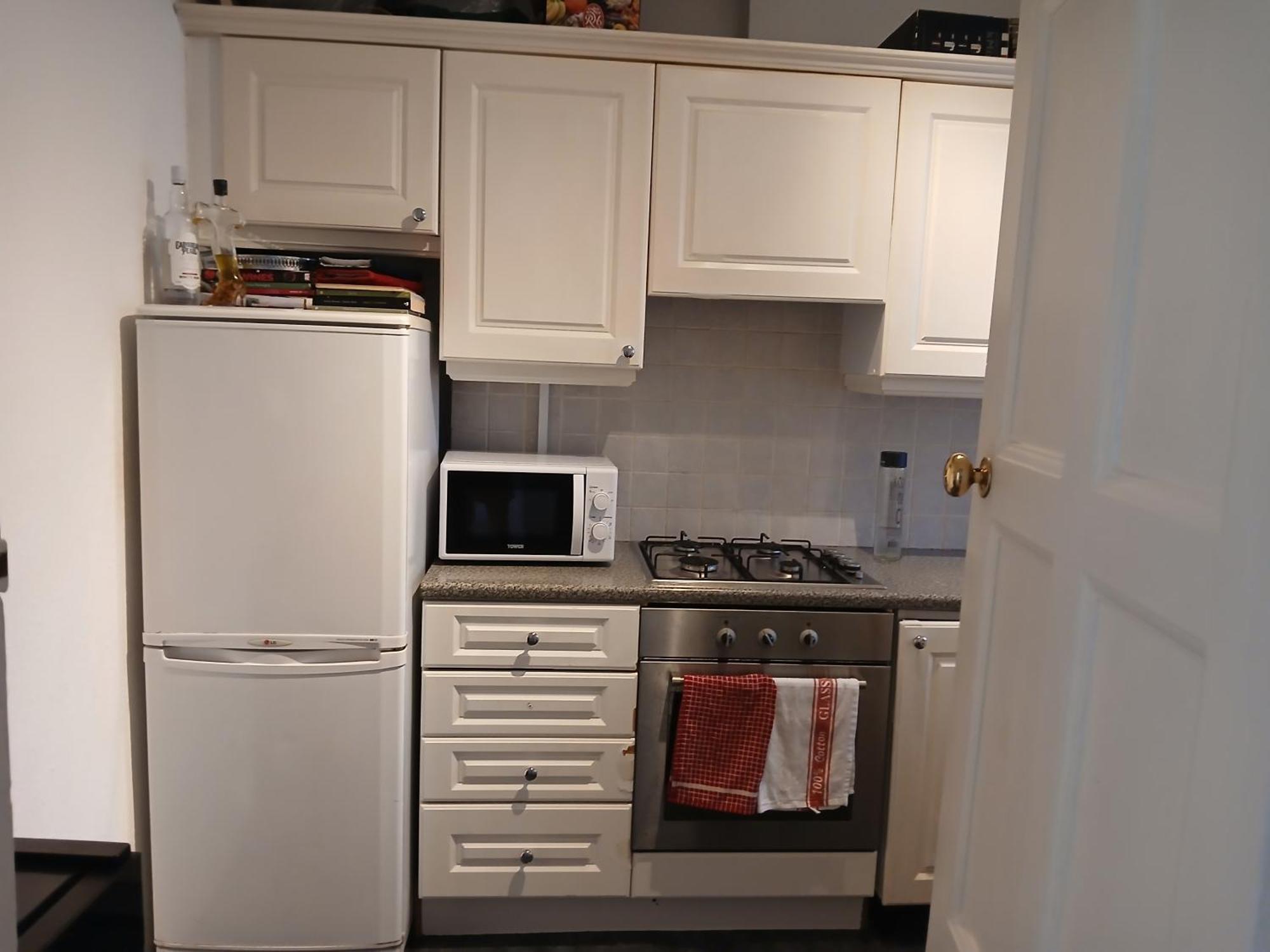 Sunny And Spacious Flat In Nw3 Apartamento Londres