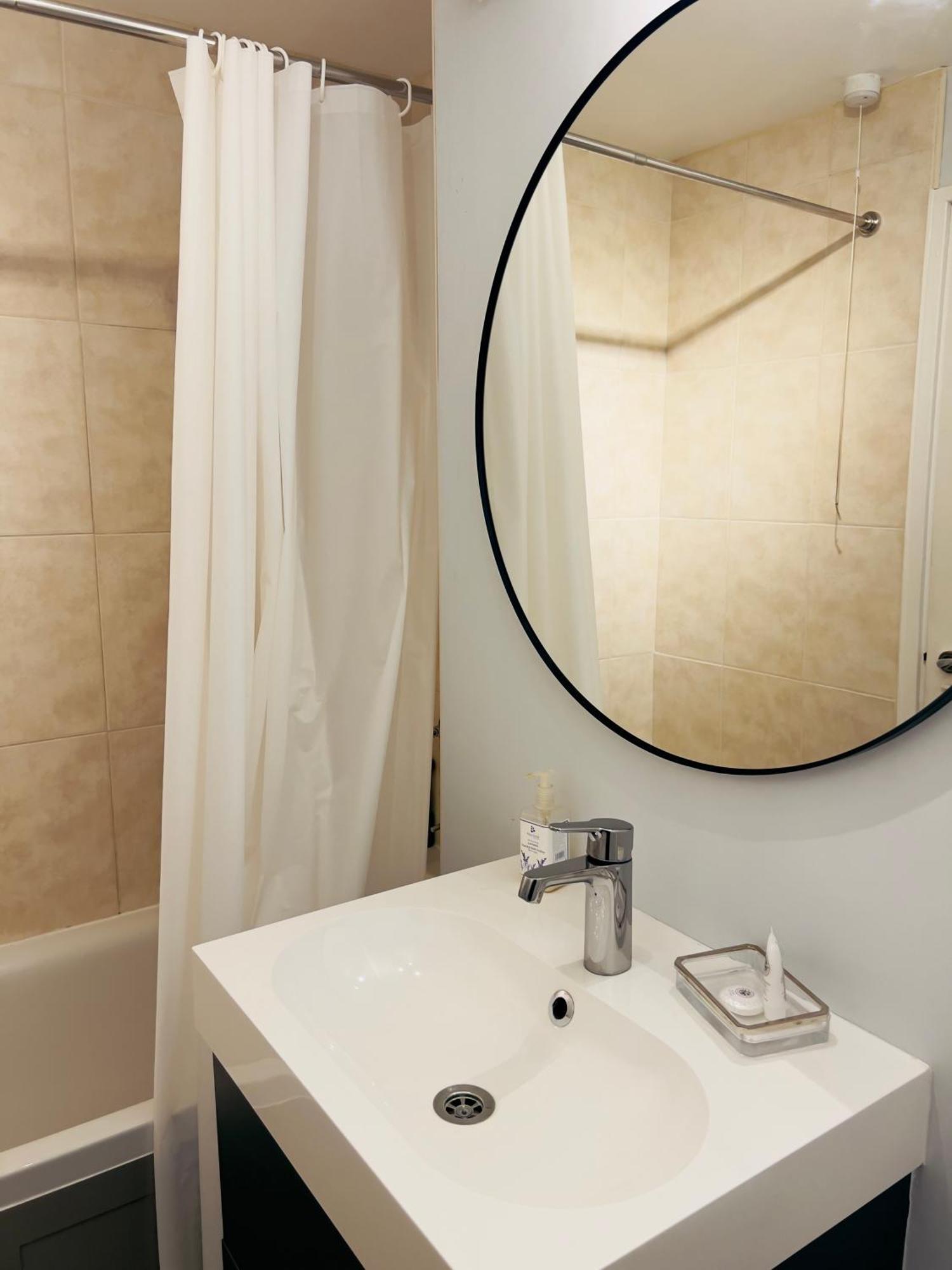 Charming And Spacious 1-bedroom Flat In Hampstead Apartamento