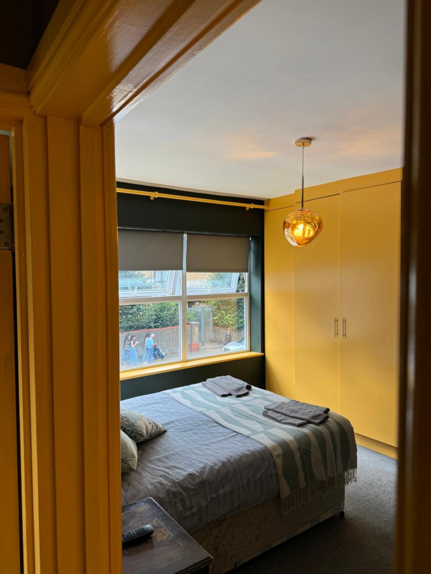 A Lovely 1 Bedroom Flat / Modern-cosy *