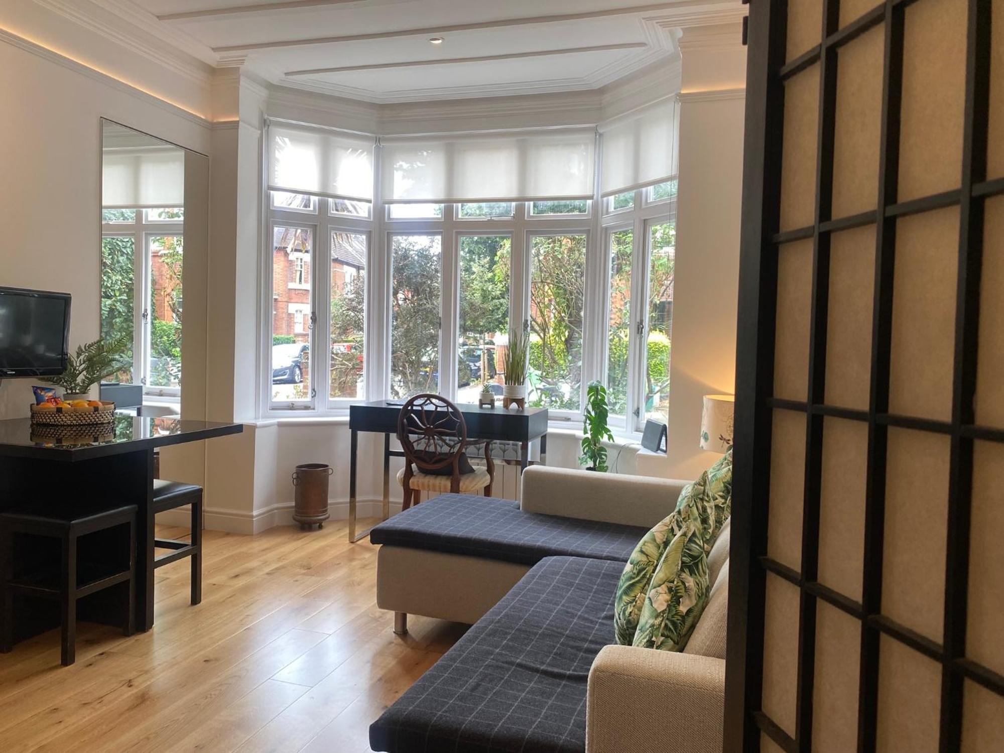 Interior Designed Flat Near Kew Botanical Gardens Apartment London