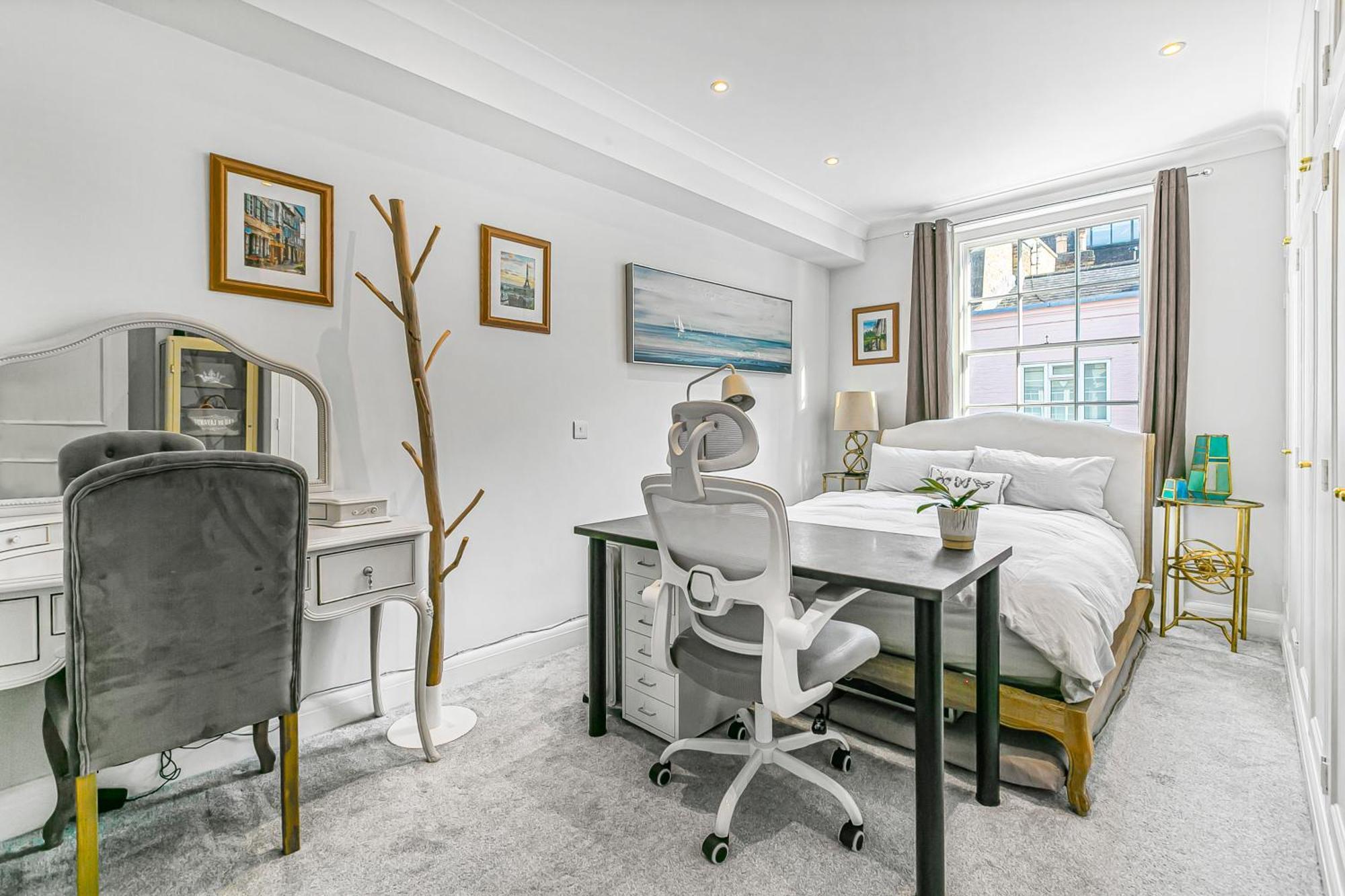 4 Bedroom House With Gym - Behind V&a Museum Vakantiehuis