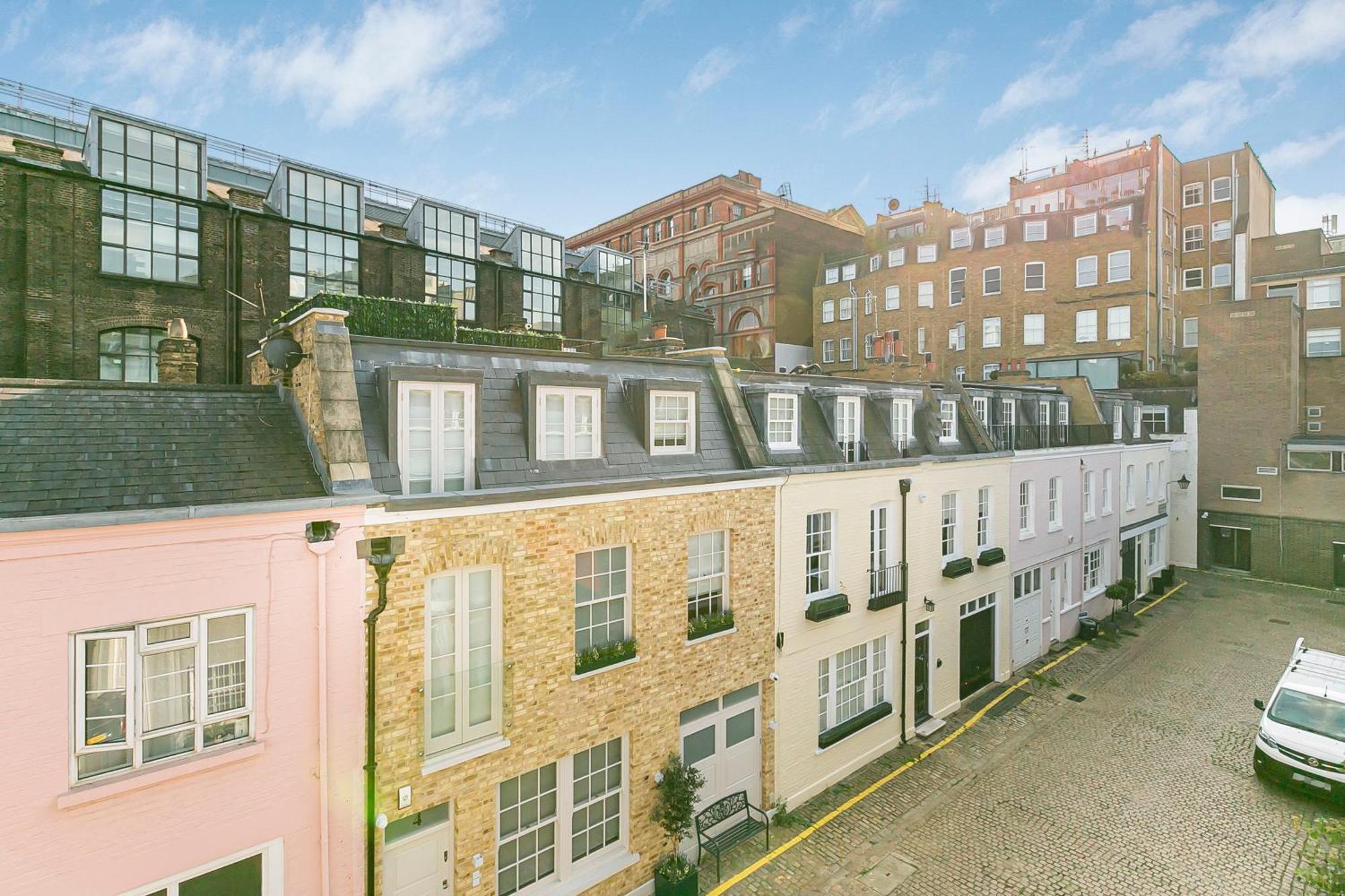 Hébergement de vacances 4 Bedroom House With Gym - Behind V&a Museum *
