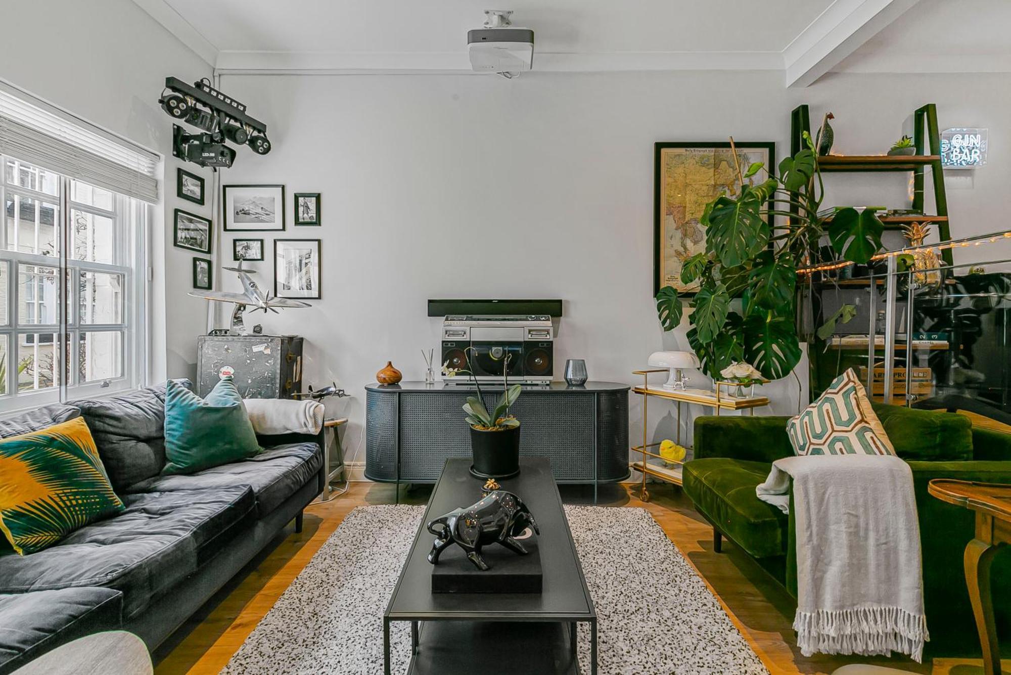 4 Bedroom House With Gym - Behind V&a Museum Hébergement de vacances