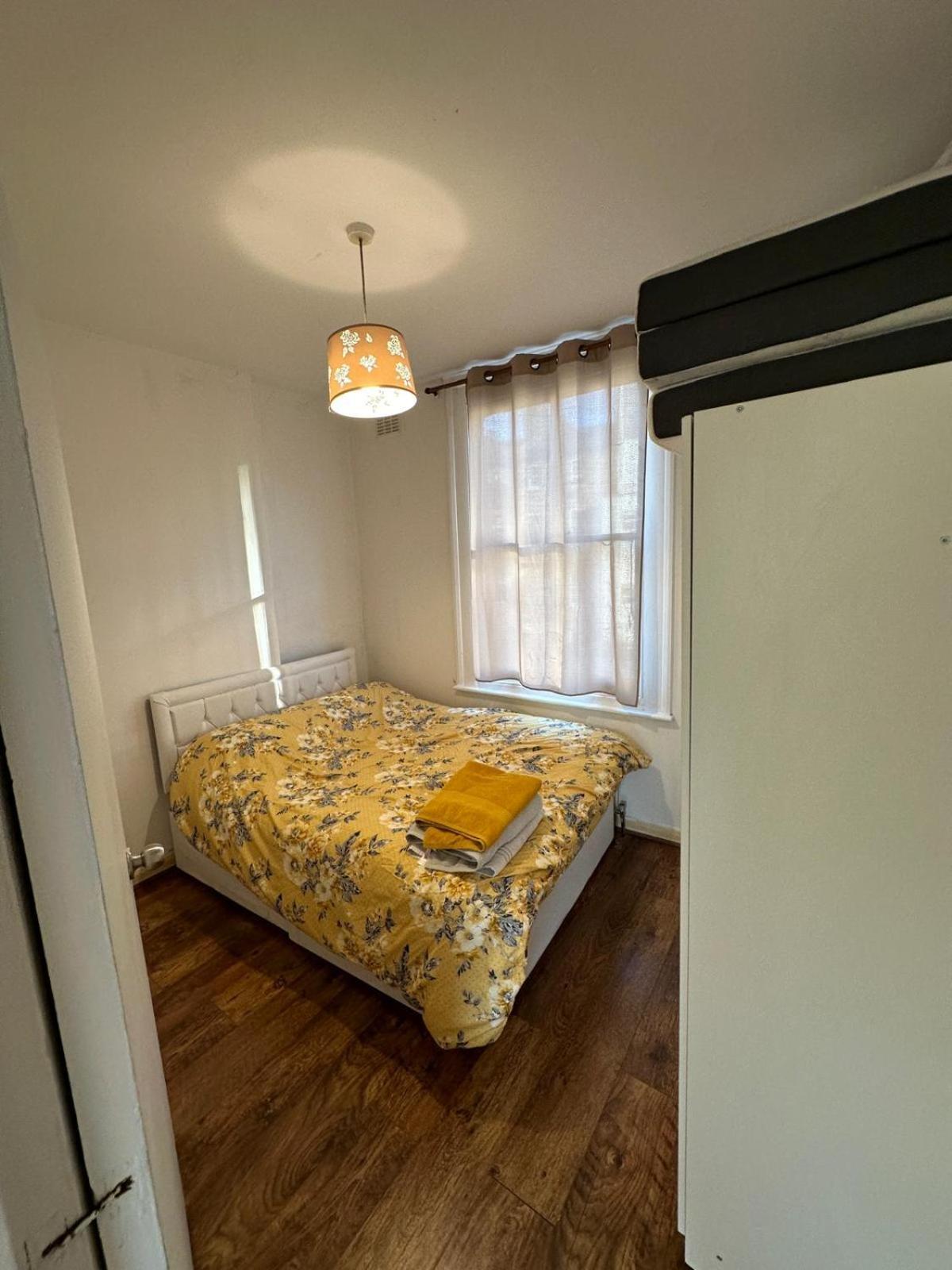 One Bed Victorian Flat,10 Min Walk To Paddington, Sleeps 4, Pet-friendly Apartment