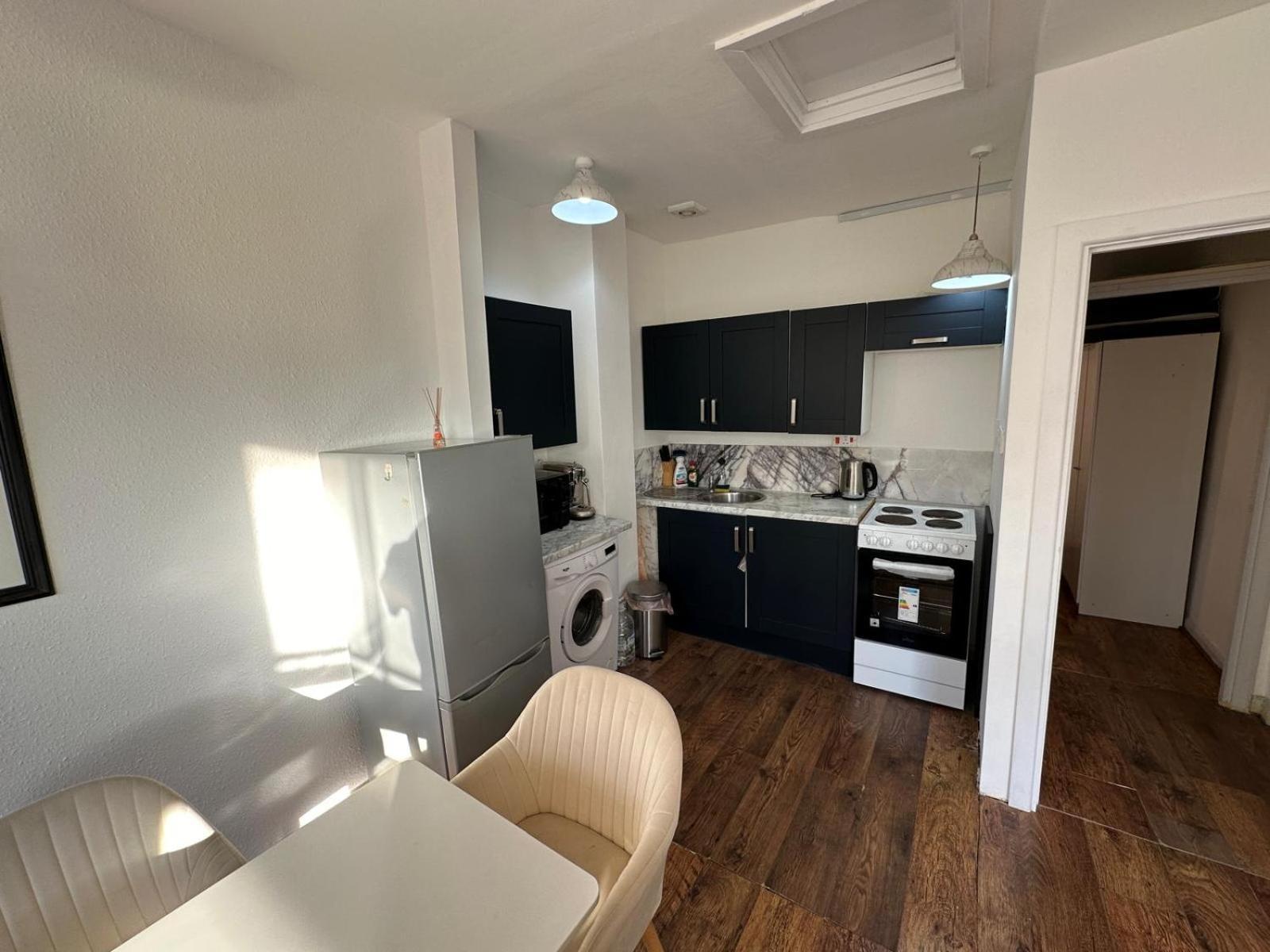Apartment One Bed Victorian Flat,10 Min Walk To Paddington, Sleeps 4, Pet-friendly *