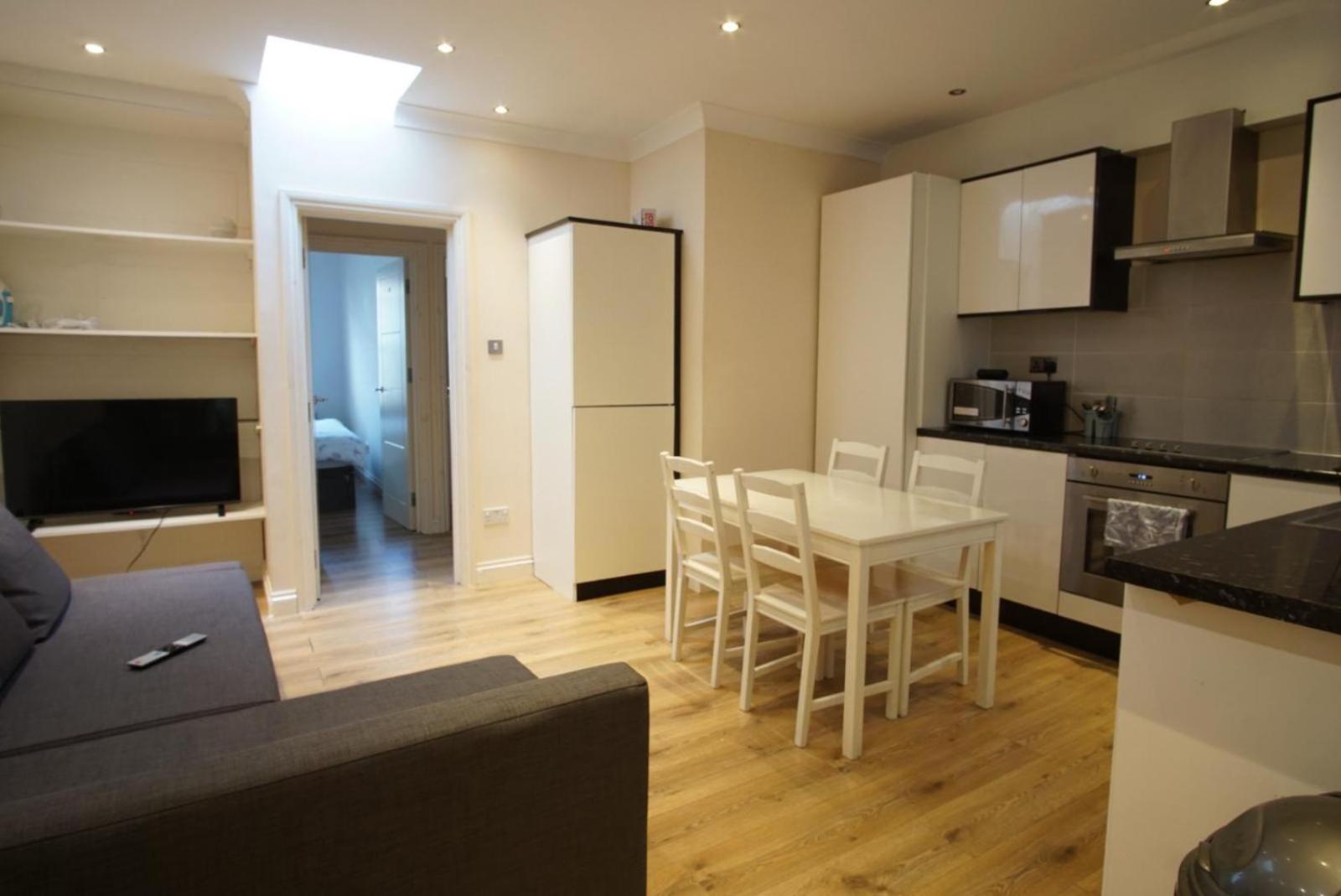 Evergreen Apartments- Flat 2 * Londres