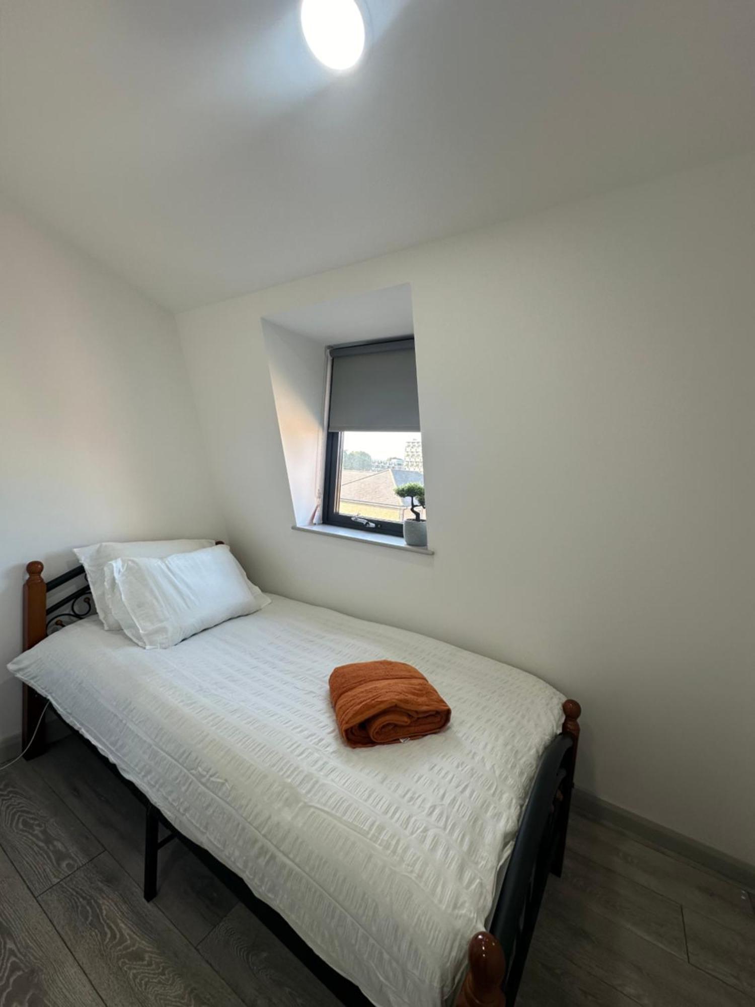 Modern 3 Bedroom With 2 Bathroom In Apartamento *