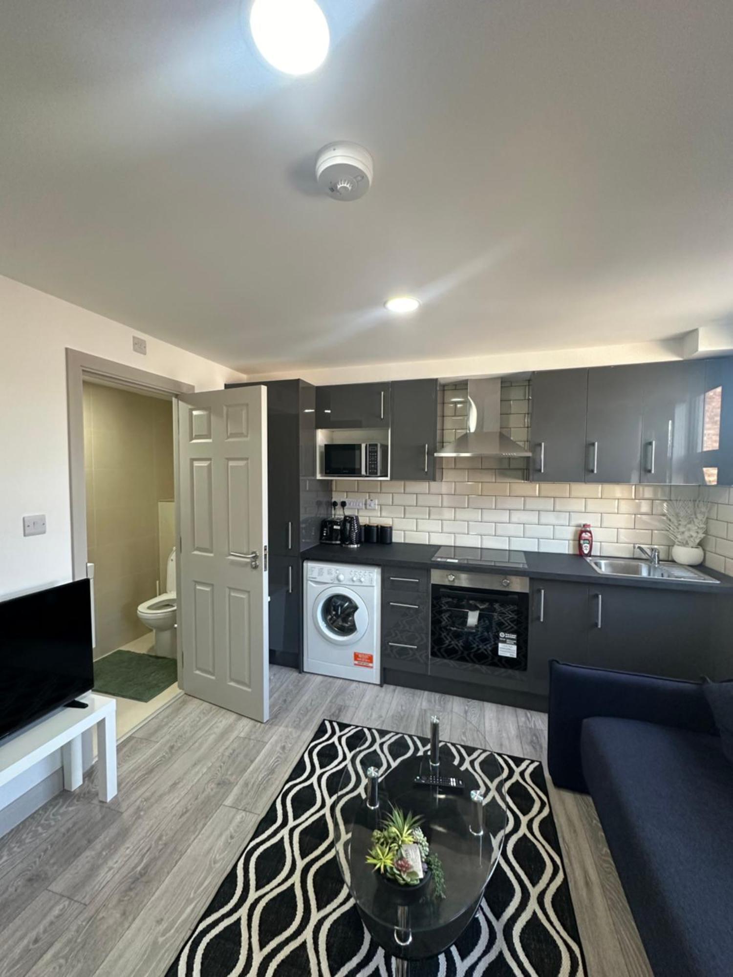 Modern 3 Bedroom With 2 Bathroom In Apartamento Londres