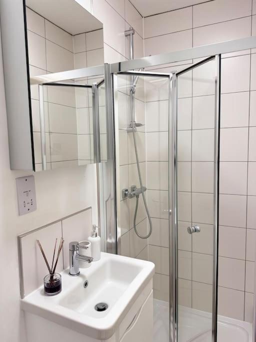 Vibrant 30min To & Free Wifi Appartement Londres