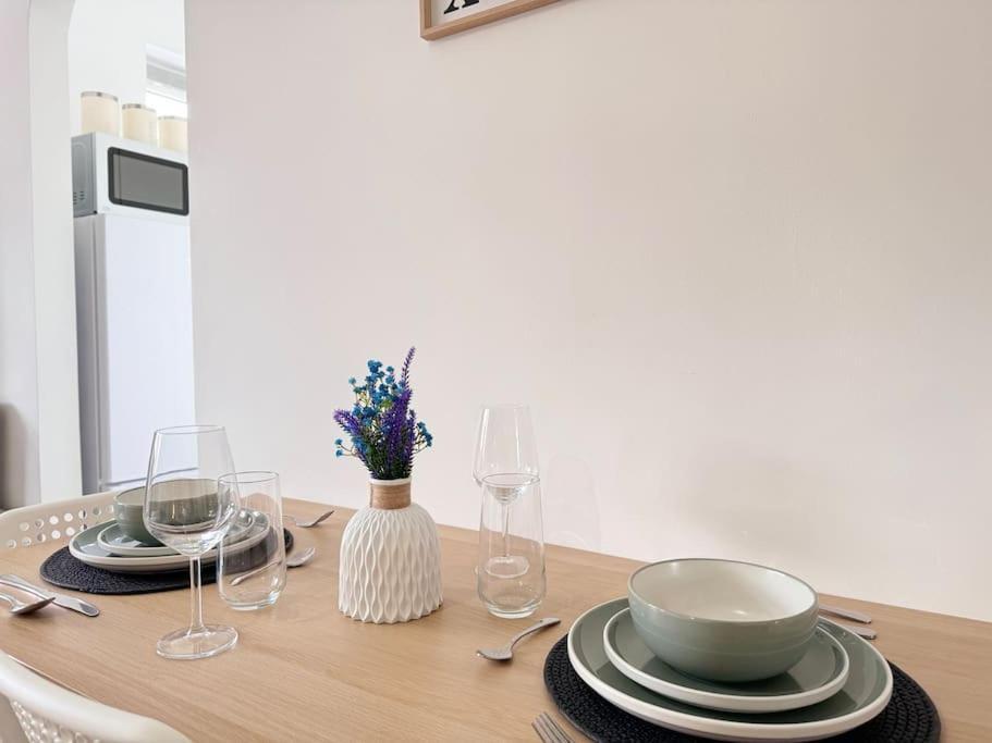 Vibrant 30min To & Free Wifi Appartement
