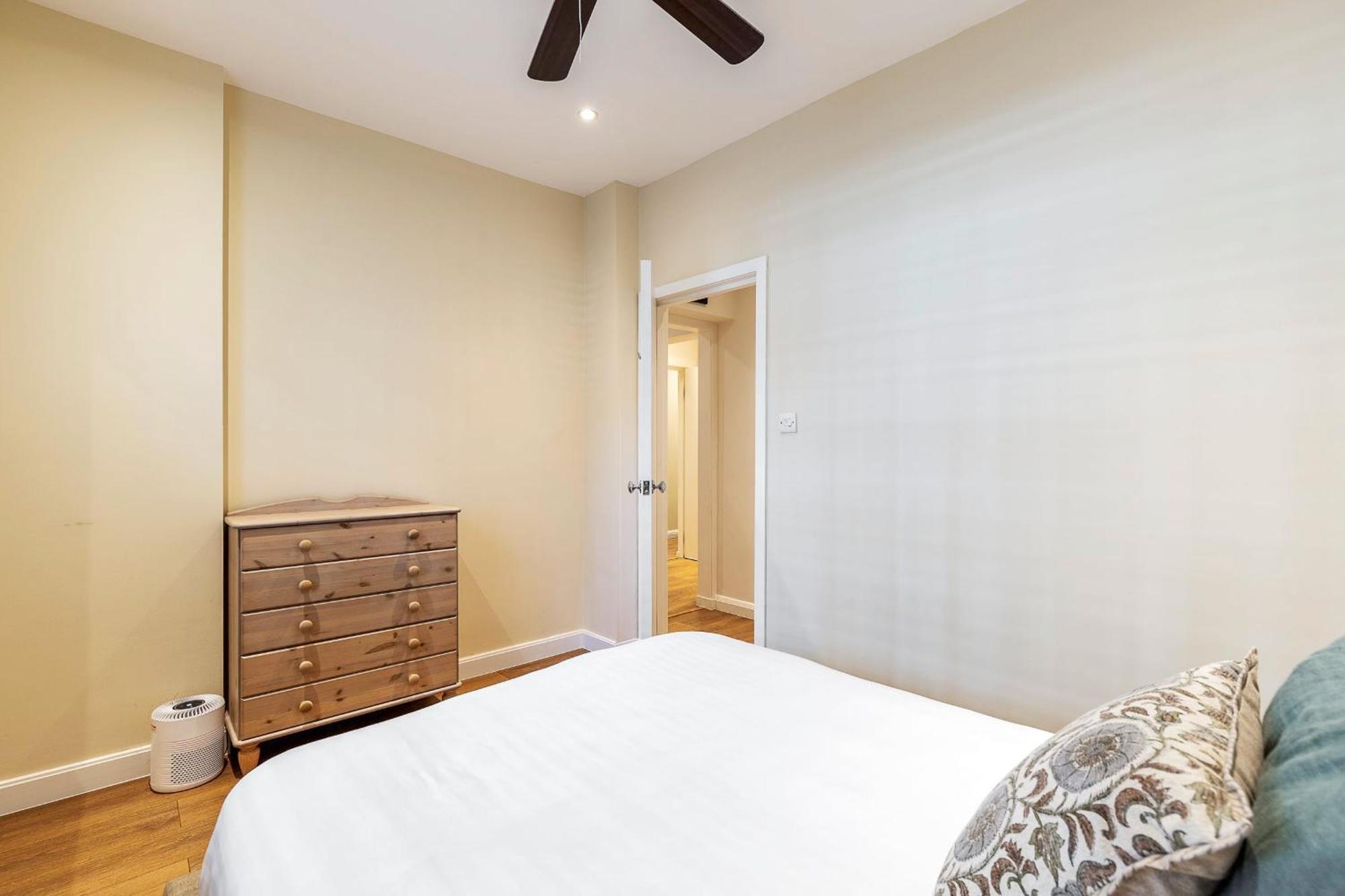 Appartement Elegant Two Bedroom Flat In Redcliffe Gardens *