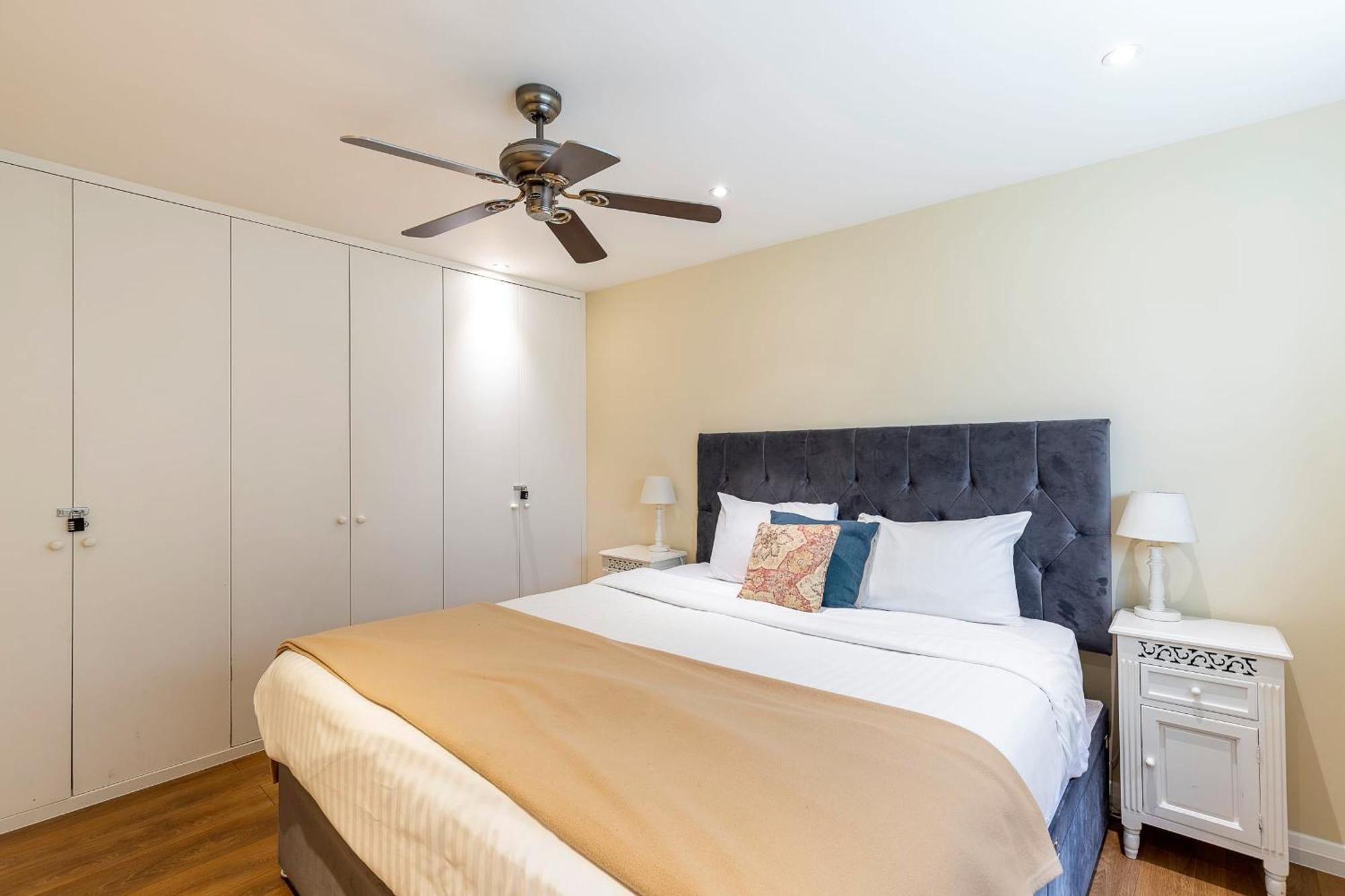 Elegant Two Bedroom Flat In Redcliffe Gardens Appartement