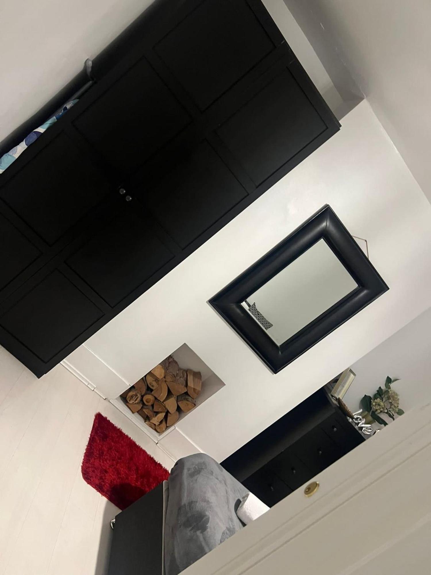 Lovely Large Apartamento Londres