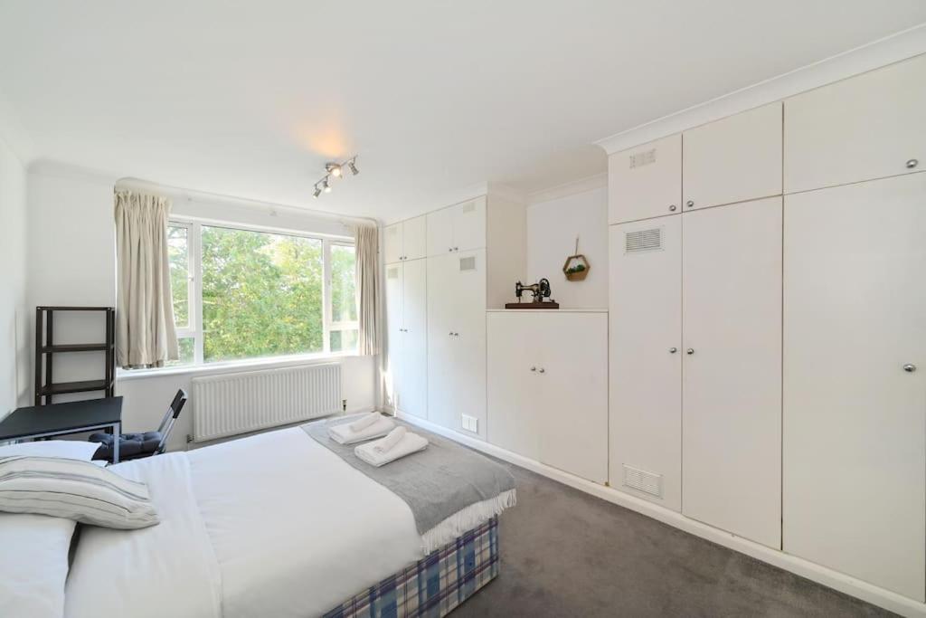 3-bedroom With Parking In Maida Vale Appartement Londres