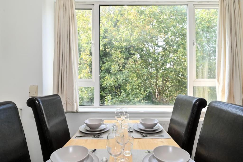 3-bedroom With Parking In Maida Vale * Londres