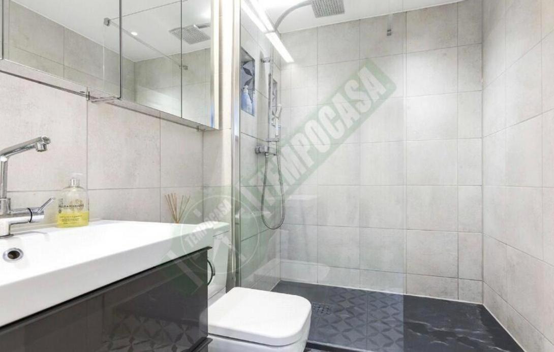 Charming 2 Bedroom Flat In Kensington * Londres
