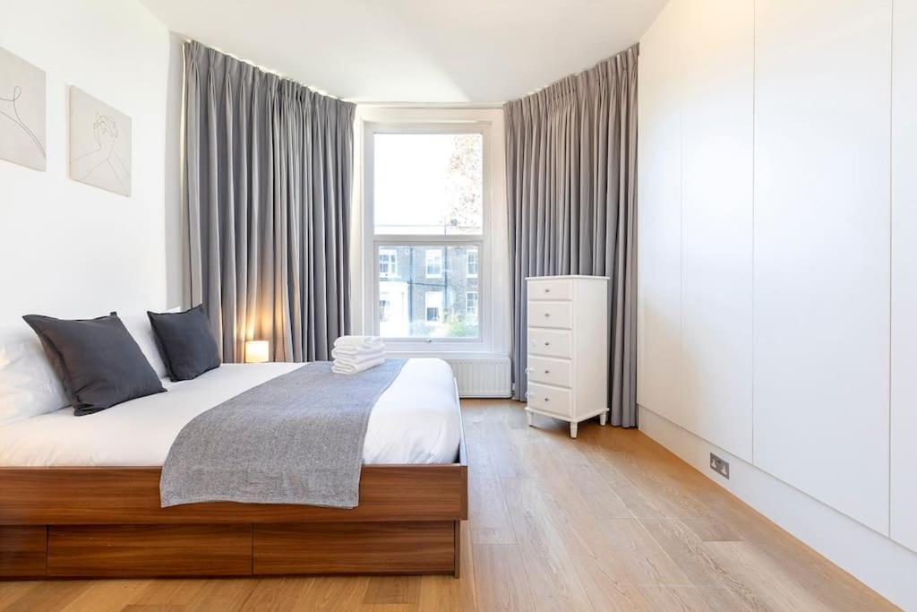 Charming 2 Bedroom Flat In Kensington Appartement Londres