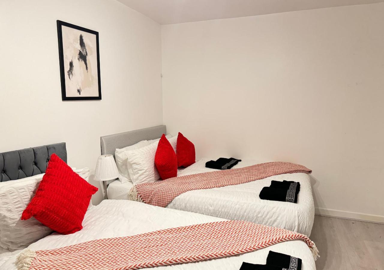 Appartement Luxe Sleeps 14 - Wandsworth & Putney Bridge - 4 Bedrooms Londres