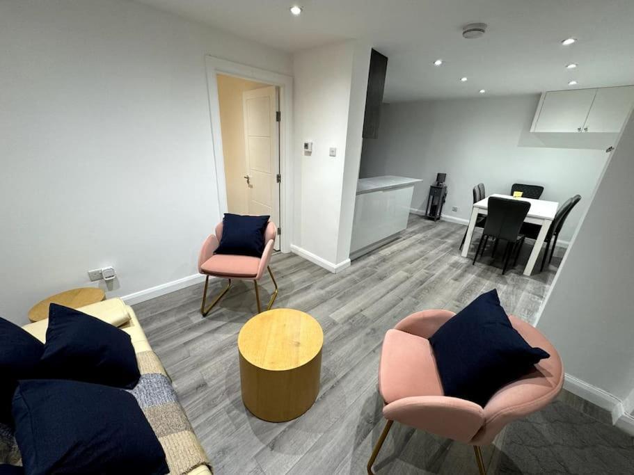 Great 3 Bedrooms Flat In Clapham Appartement Londres