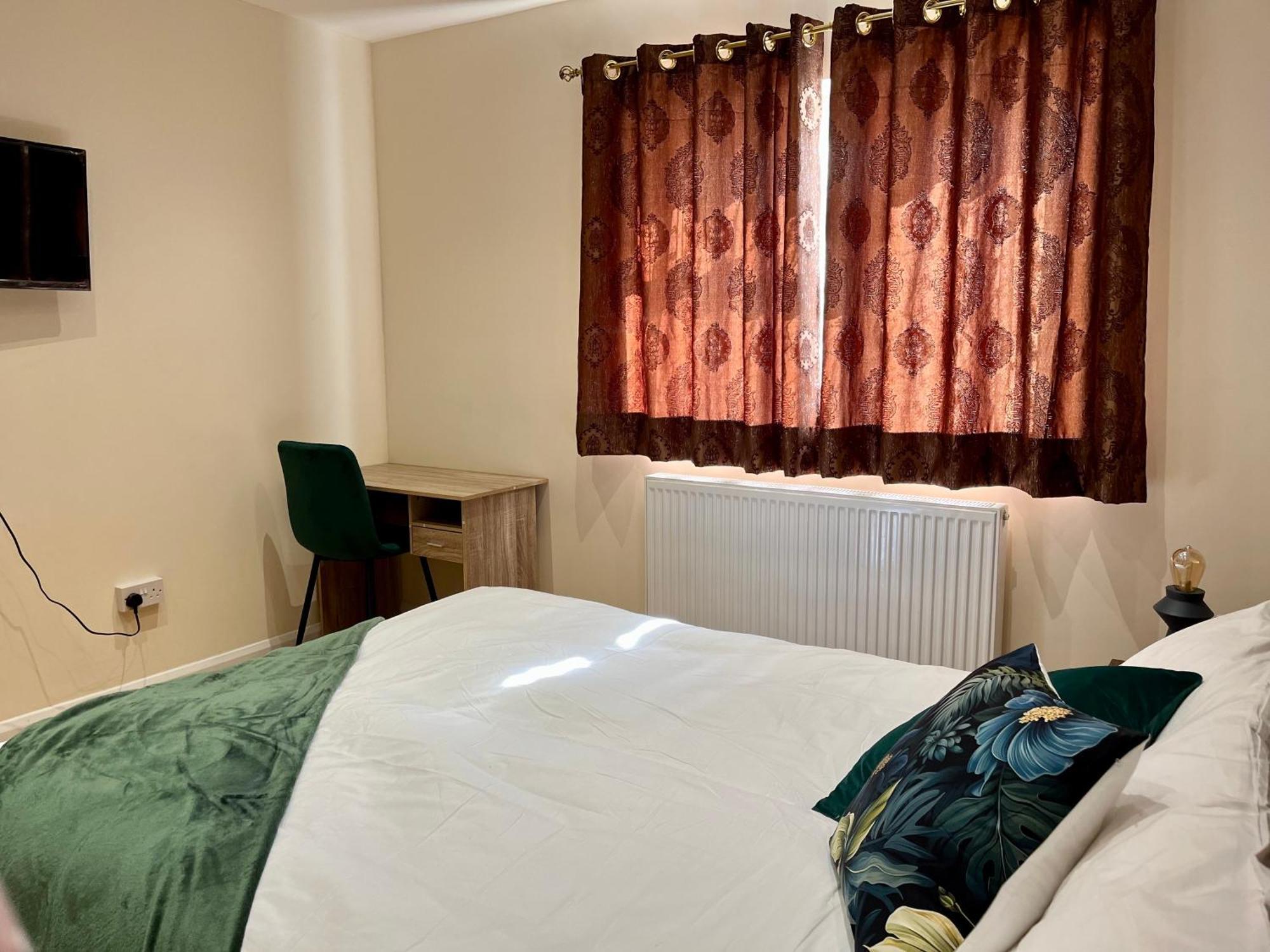 Ridge Hill House Homestay *