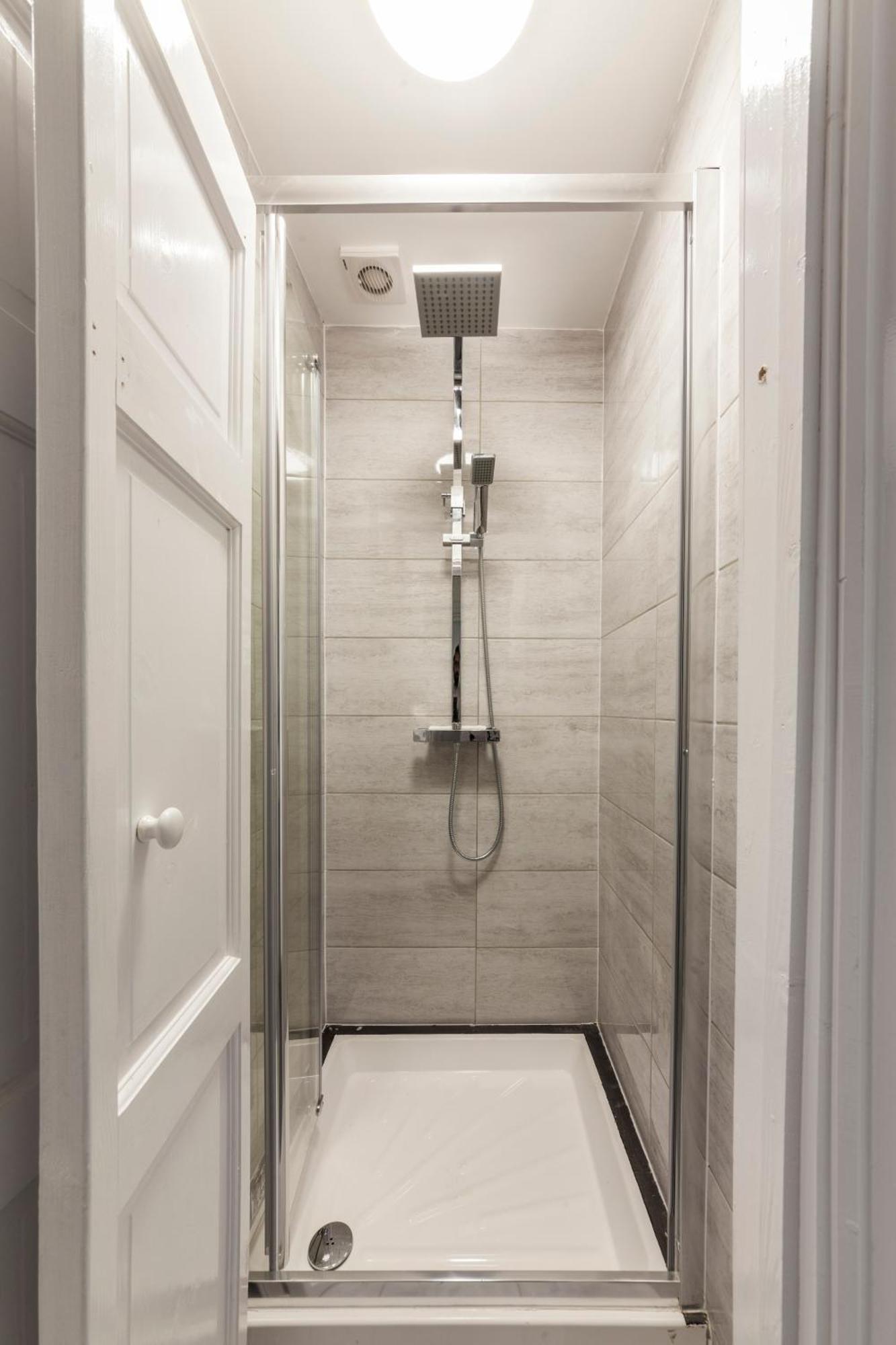 Private In Quirky Soho Apartahotel *
